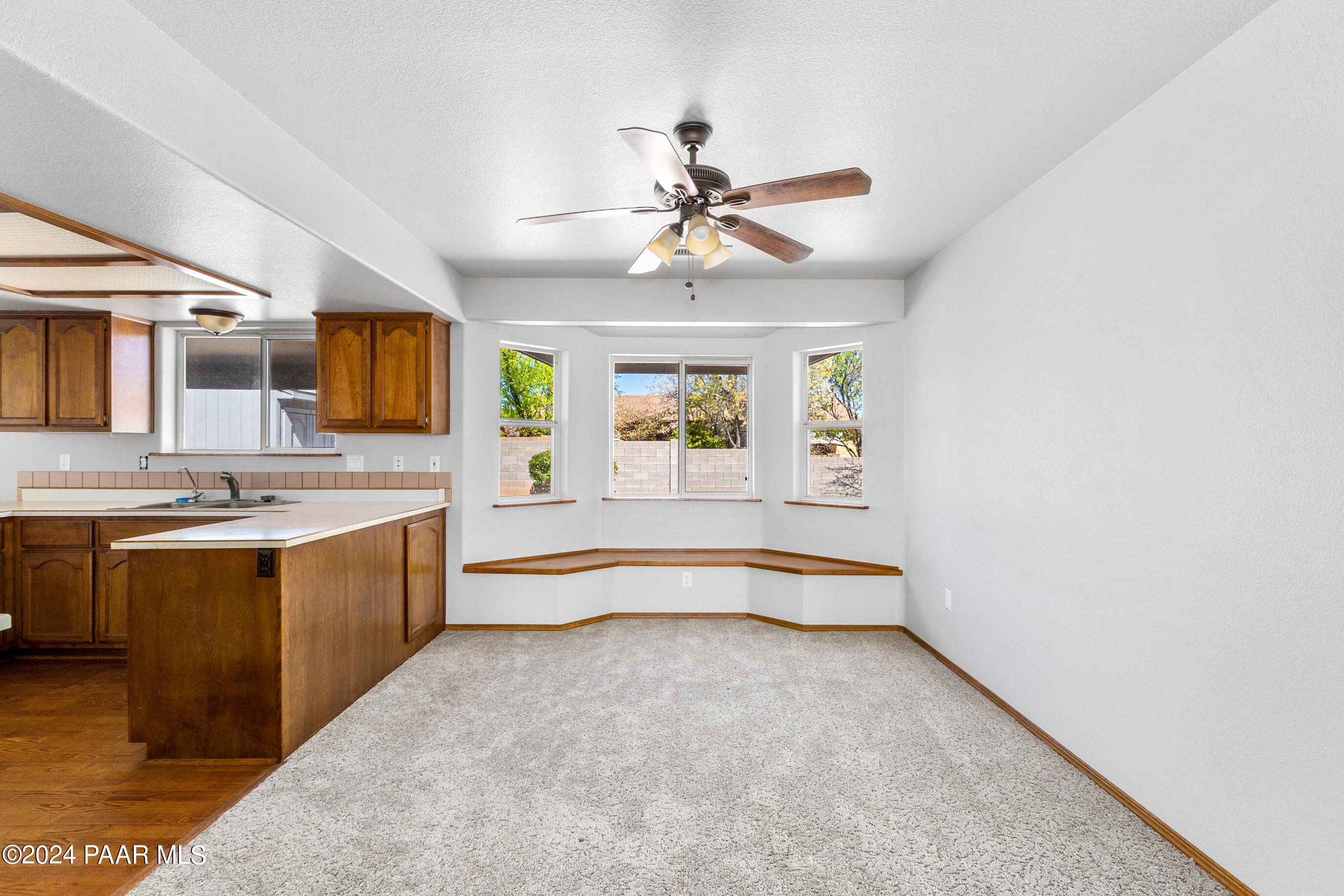 5440 N Mesquite Drive