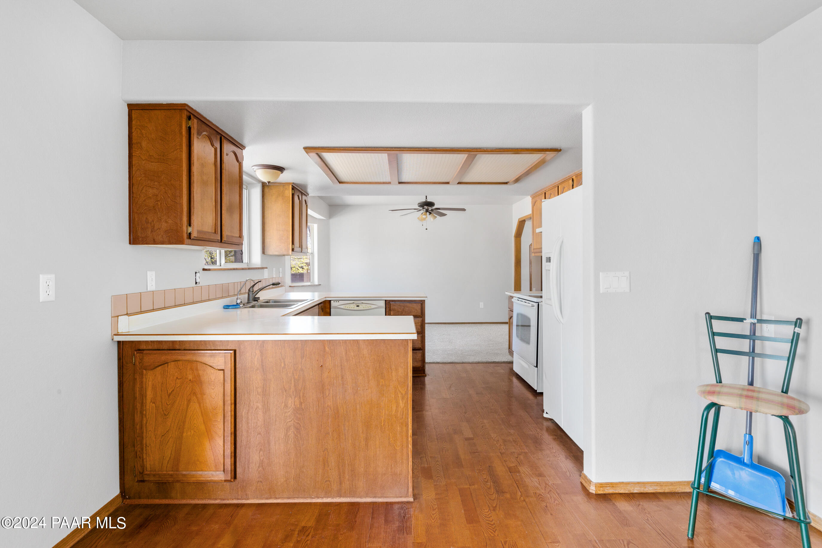 5440 N Mesquite Drive