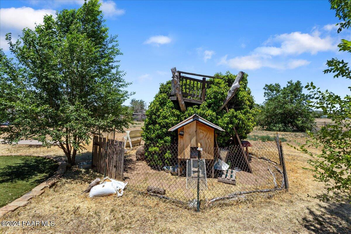 1267 Sierra Vista Drive