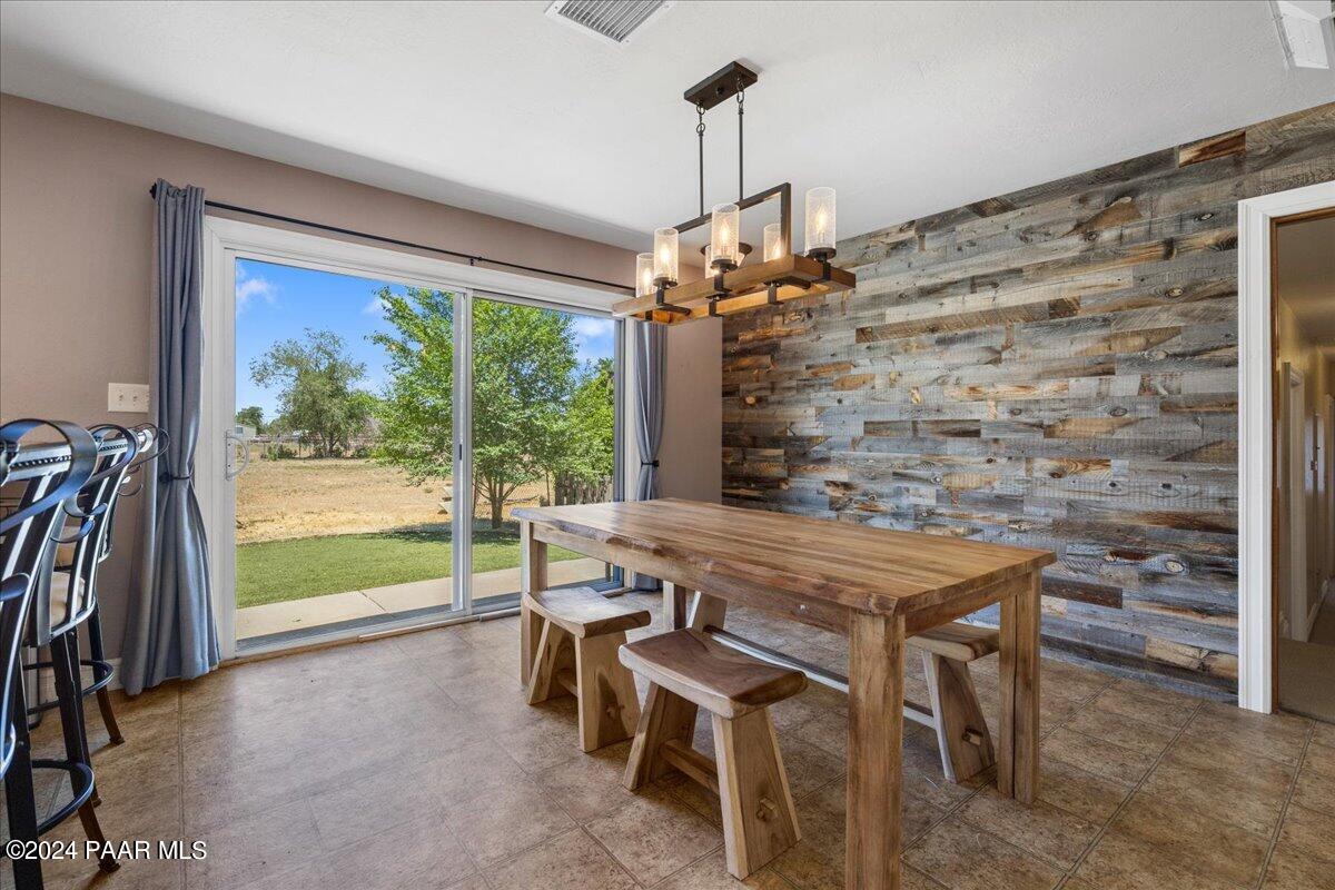 1267 Sierra Vista Drive