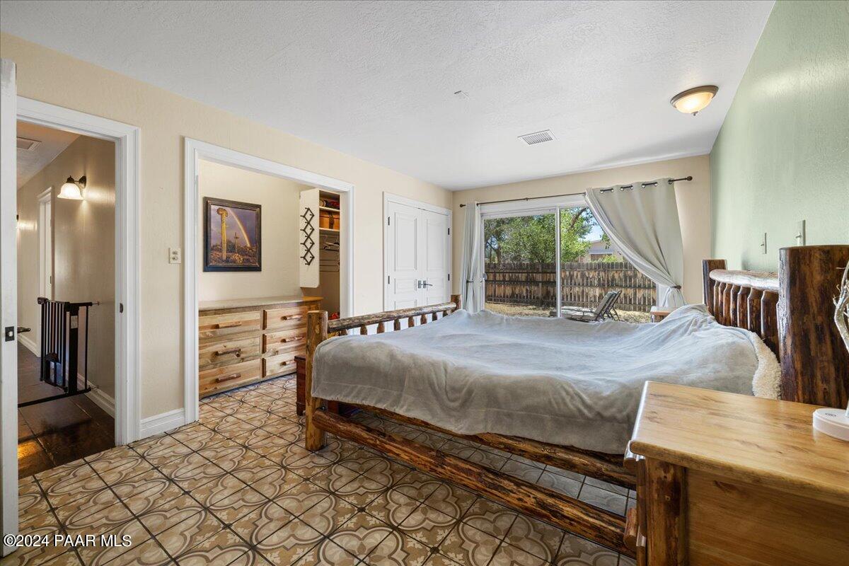 1267 Sierra Vista Drive