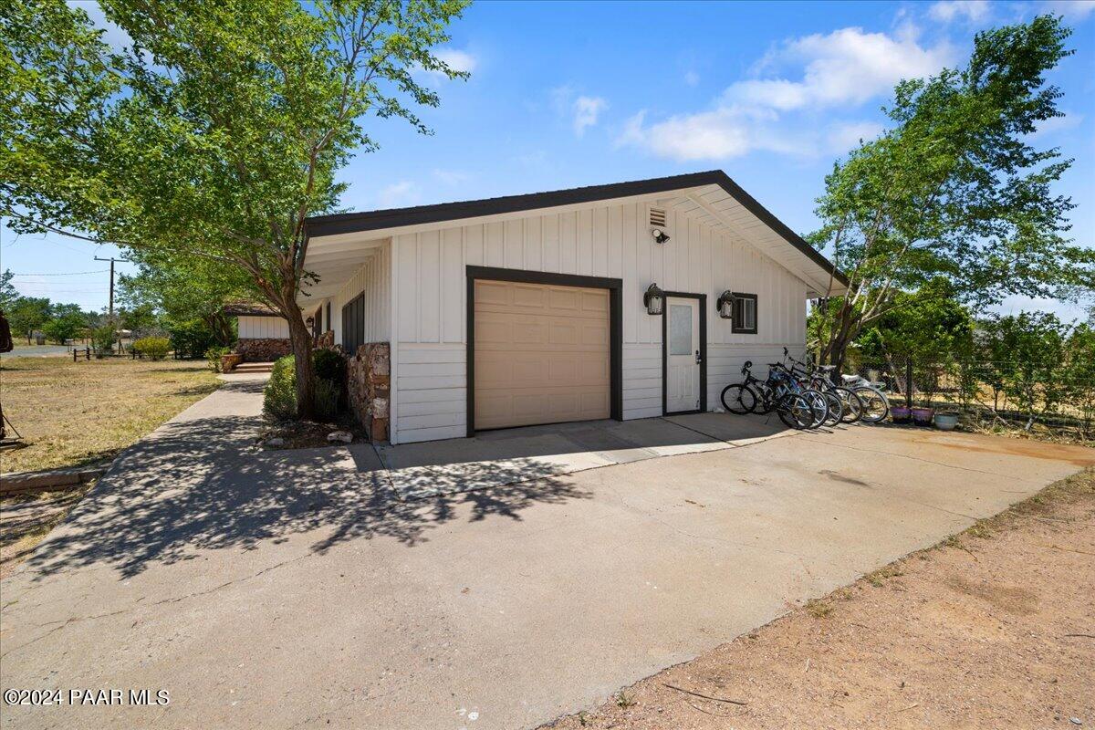 1267 Sierra Vista Drive