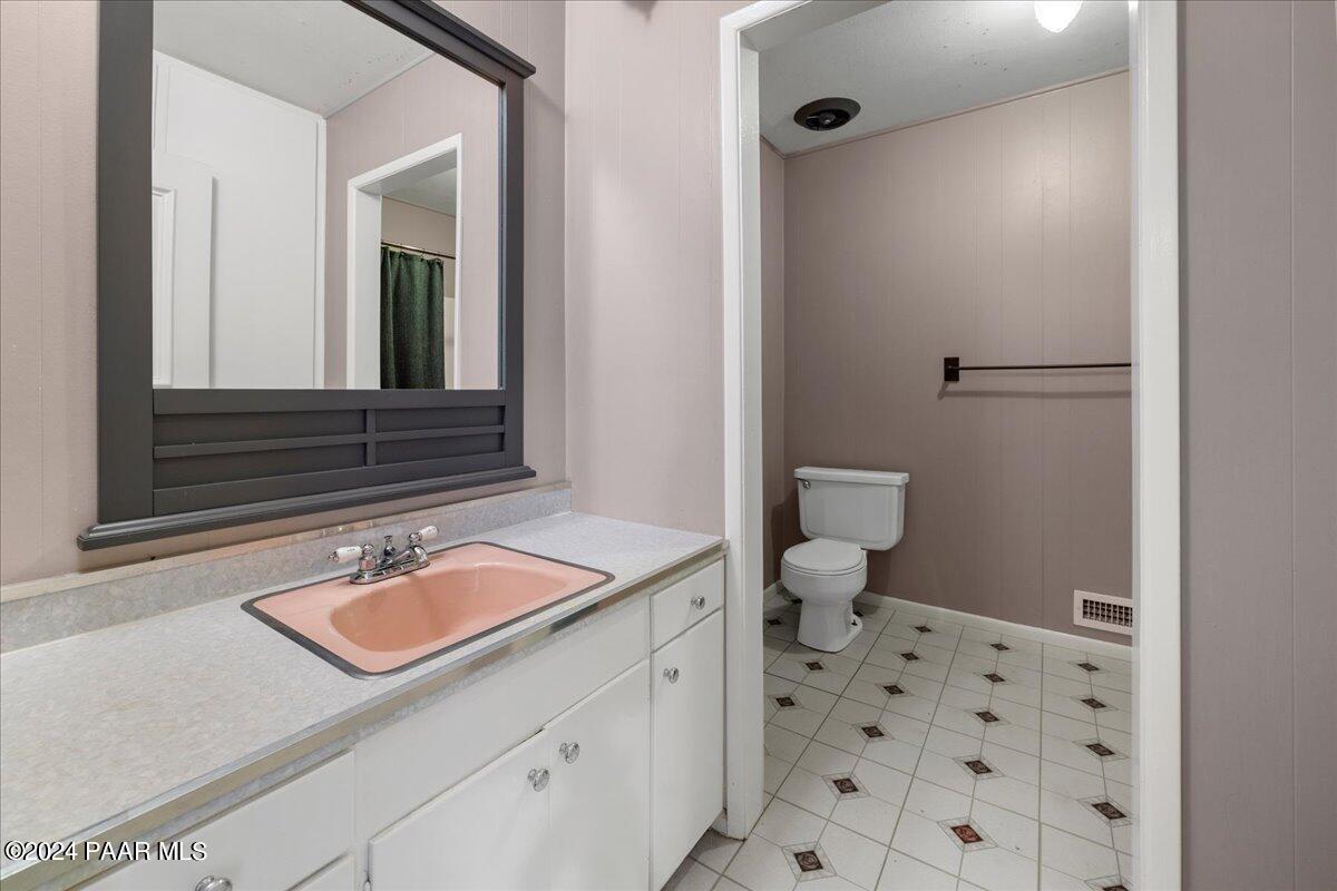 1267 Sierra Vista Drive