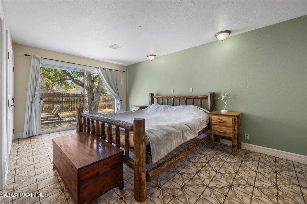 1267 Sierra Vista Drive