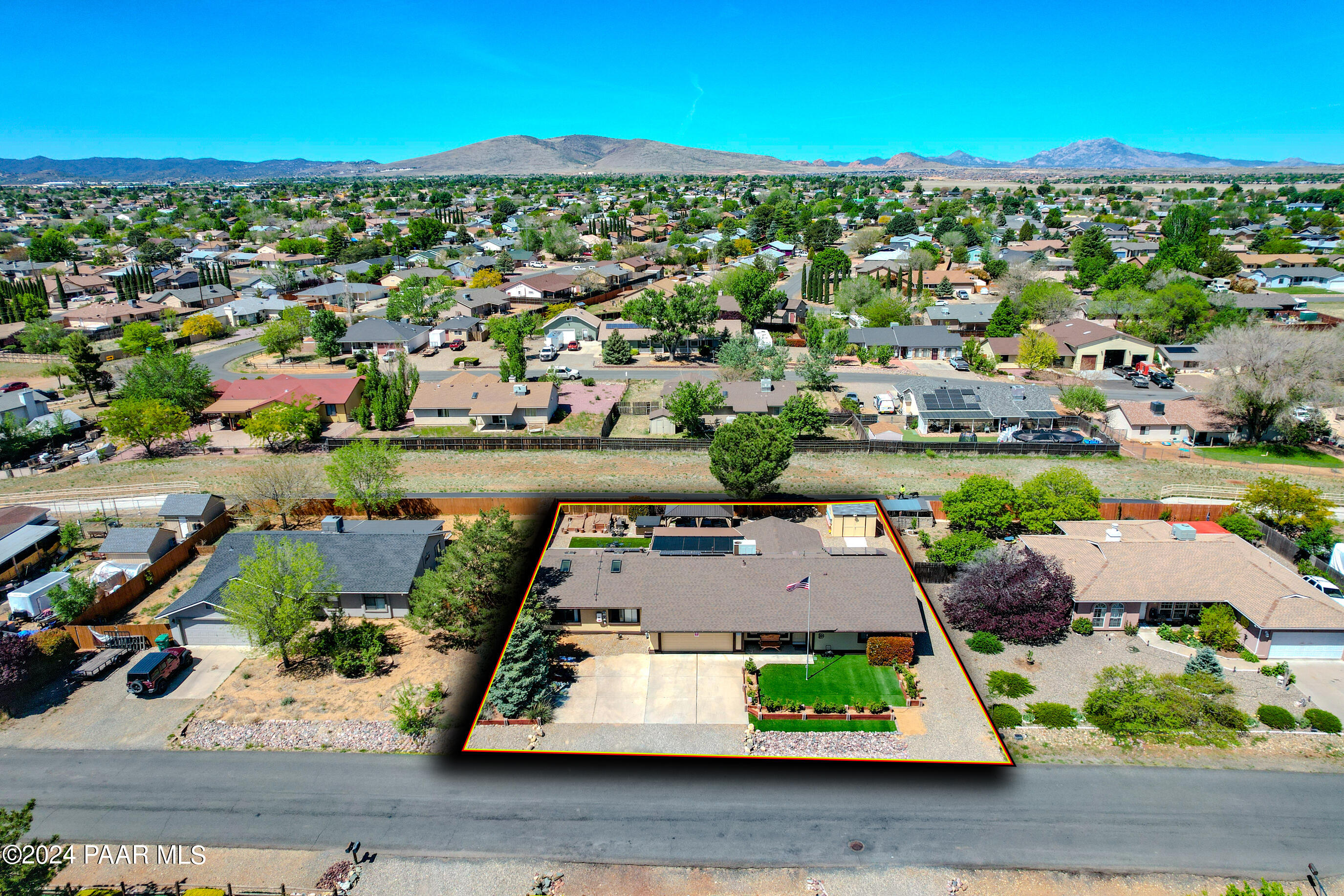 5080 N Roadrunner Drive