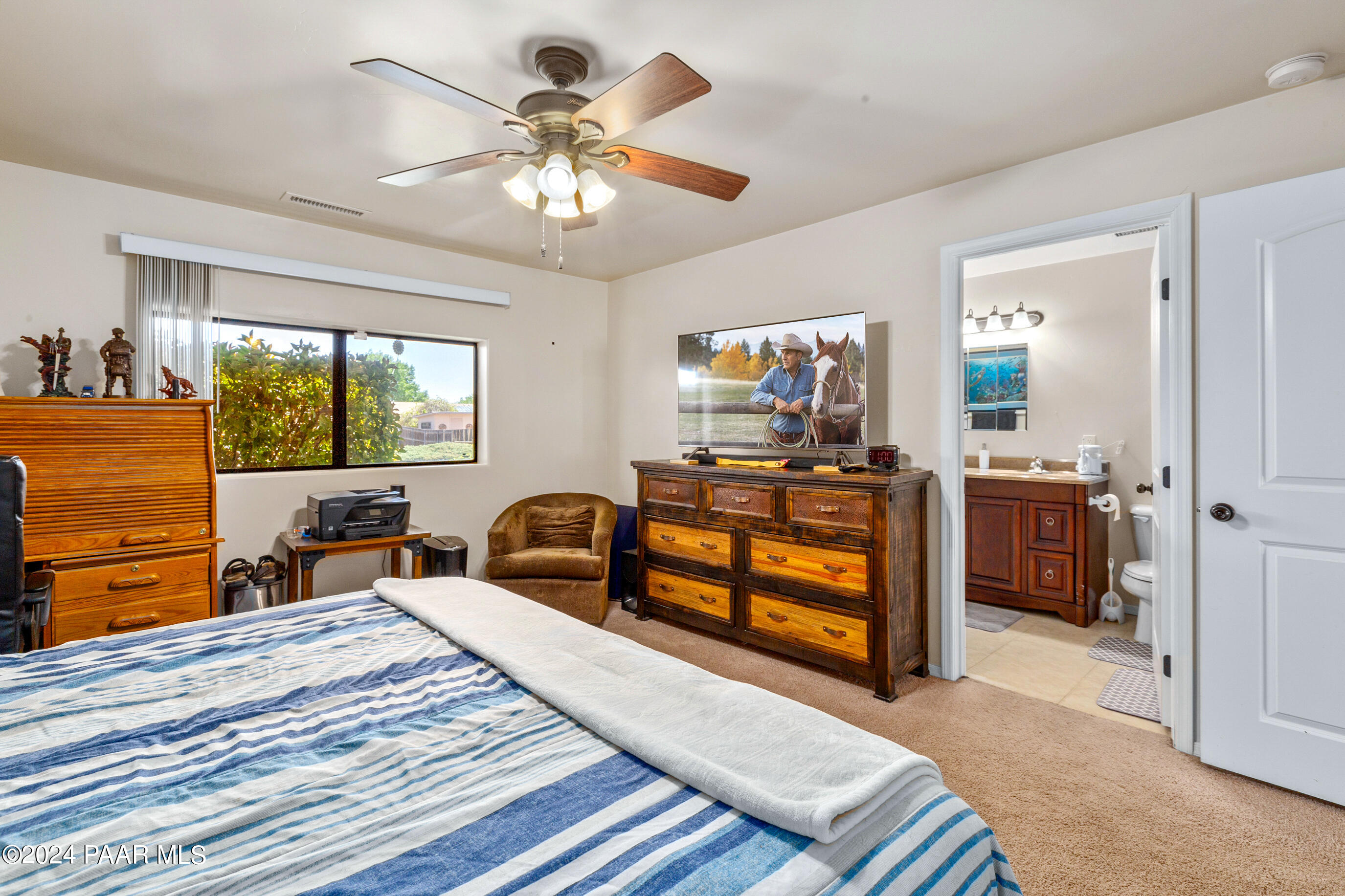 5080 N Roadrunner Drive