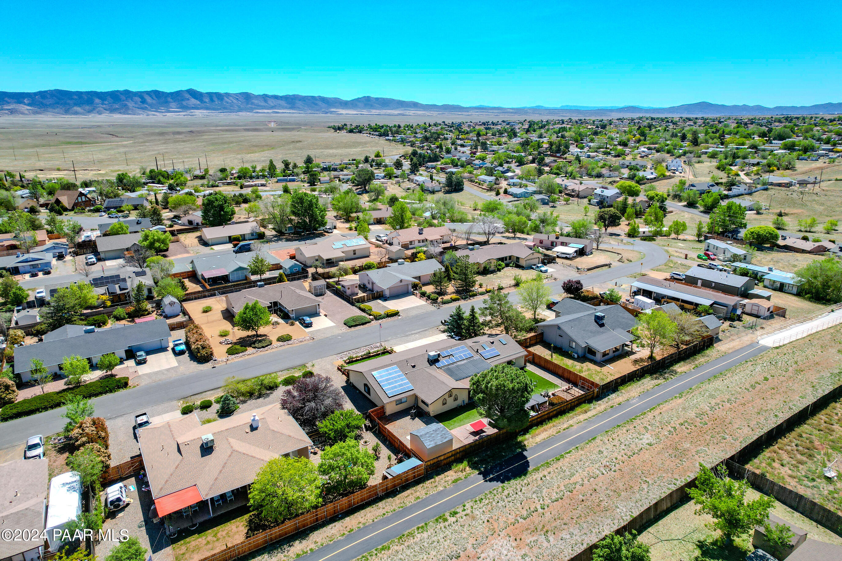 5080 N Roadrunner Drive