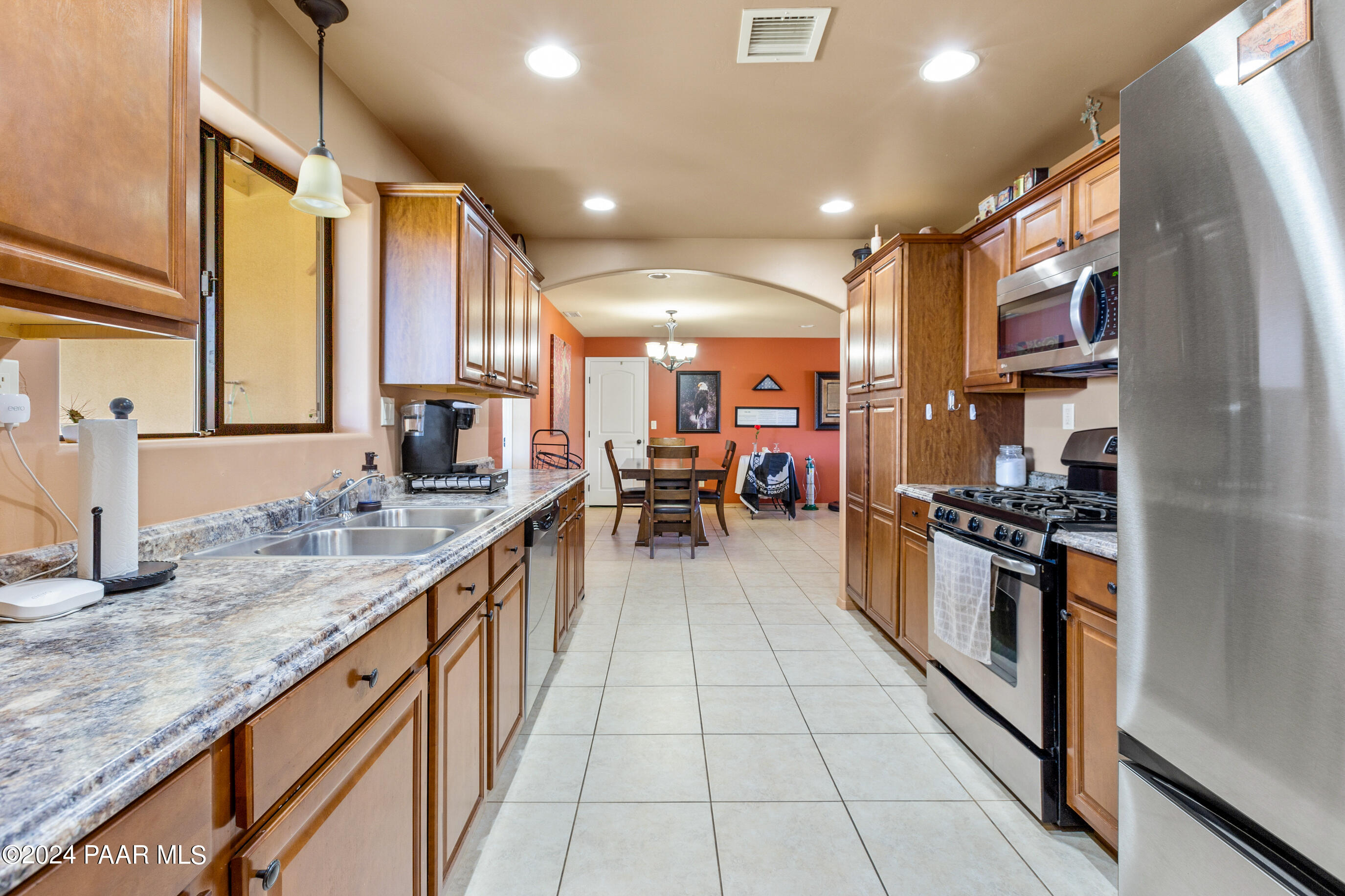 5080 N Roadrunner Drive