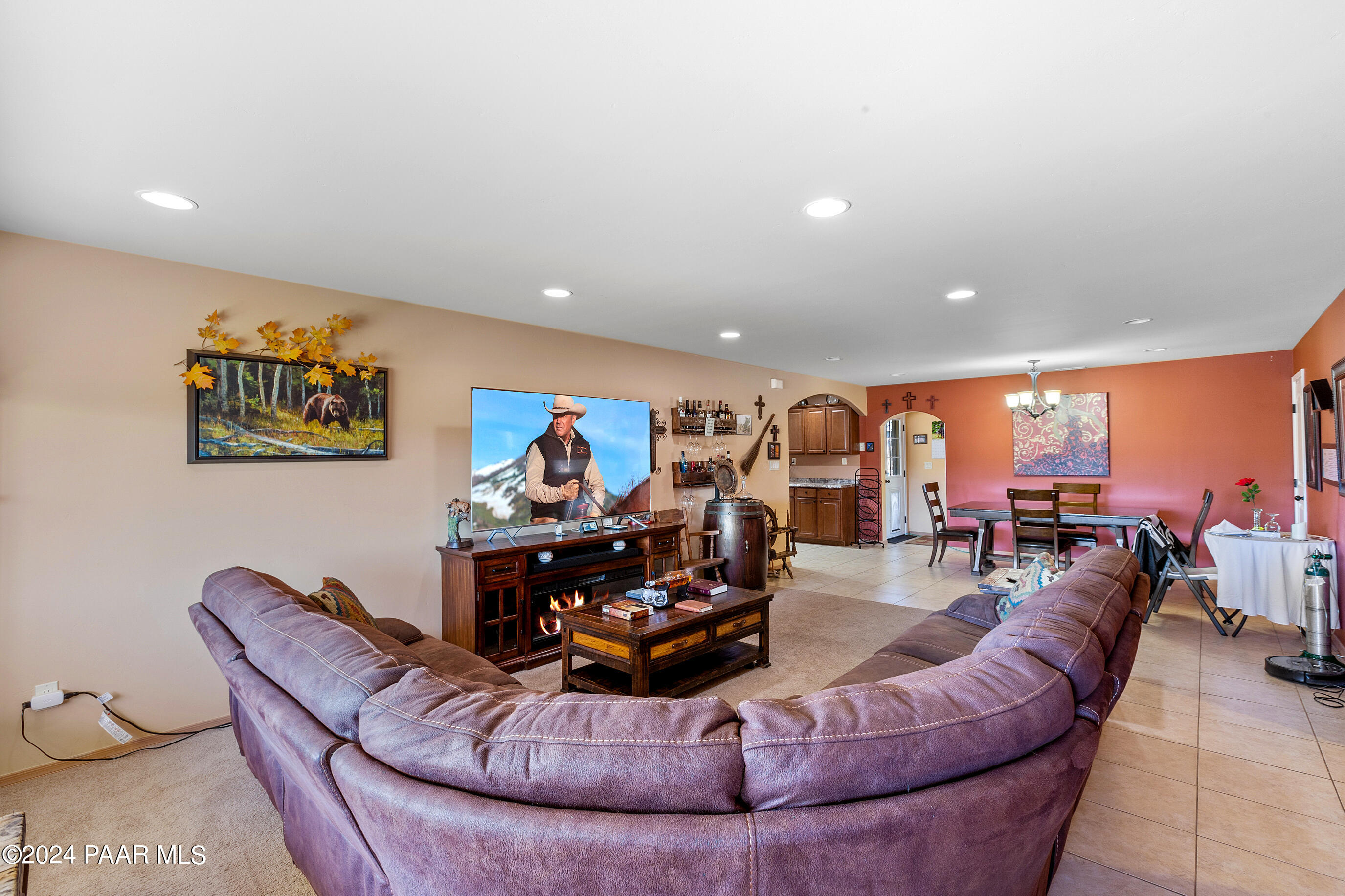 5080 N Roadrunner Drive