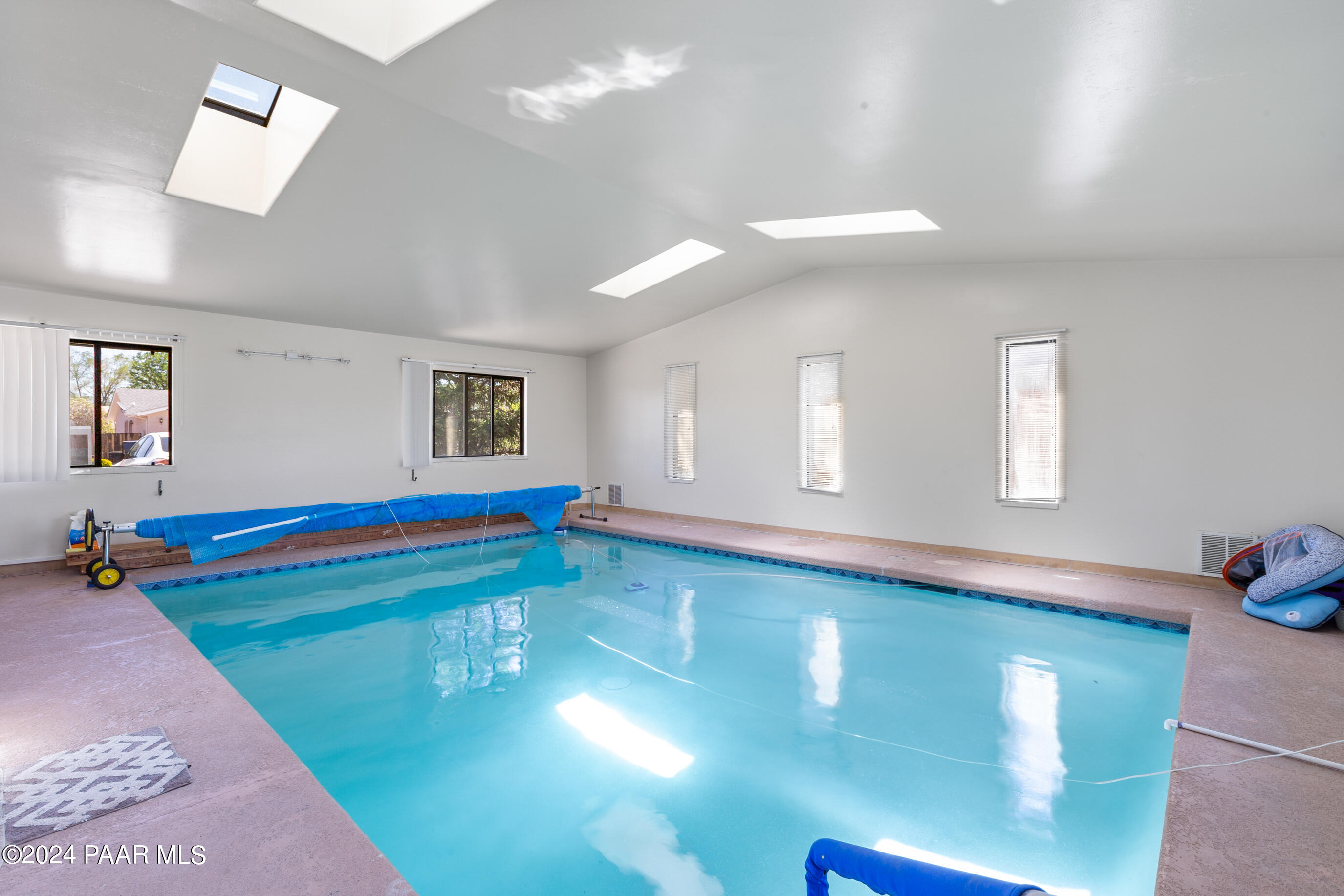 5080 N Roadrunner Drive