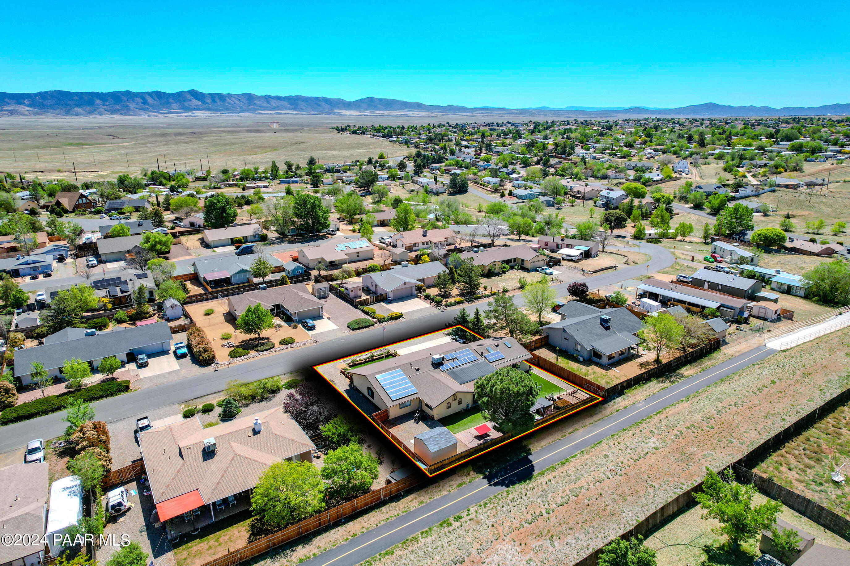 5080 N Roadrunner Drive