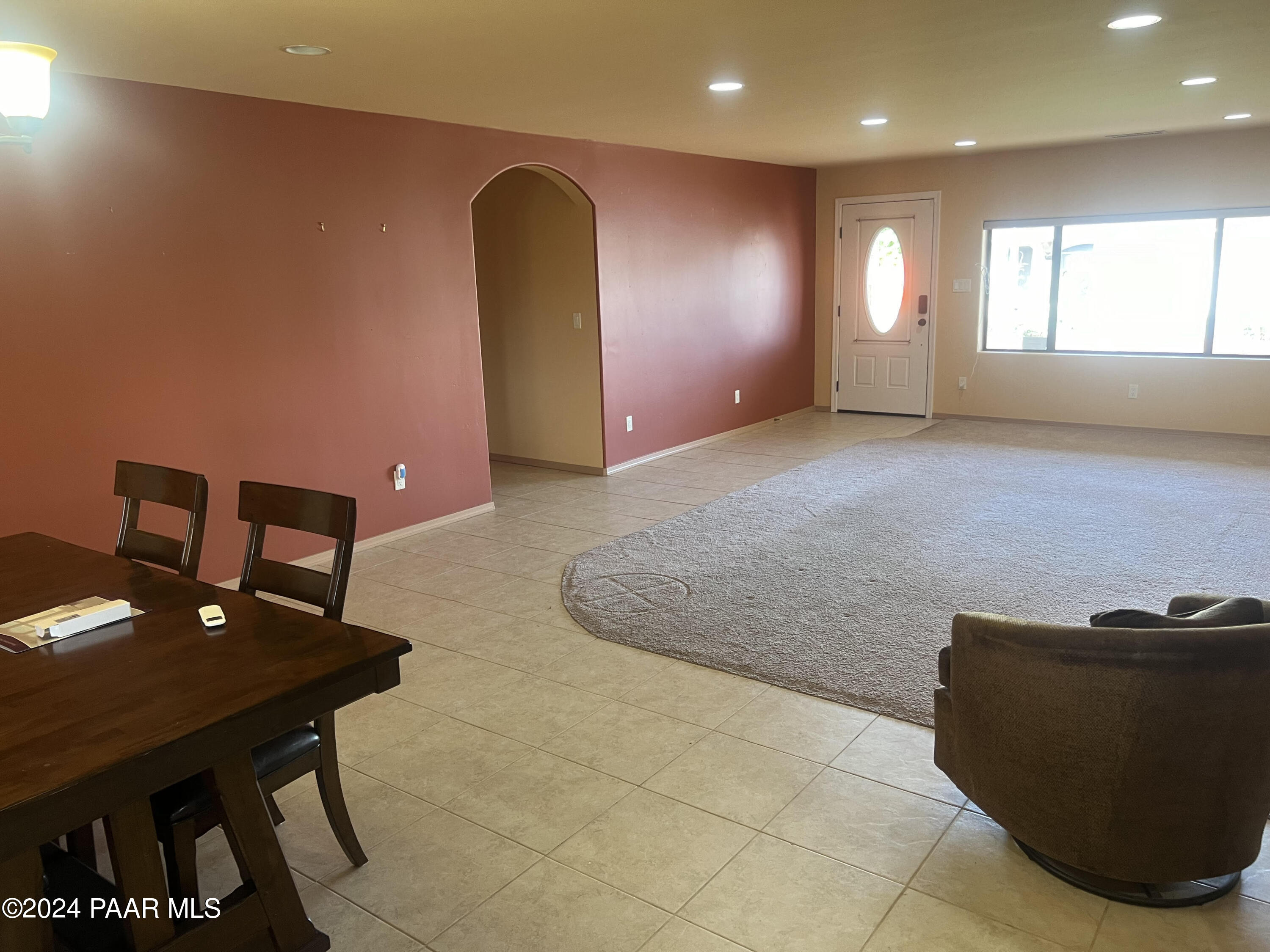 5080 N Roadrunner Drive