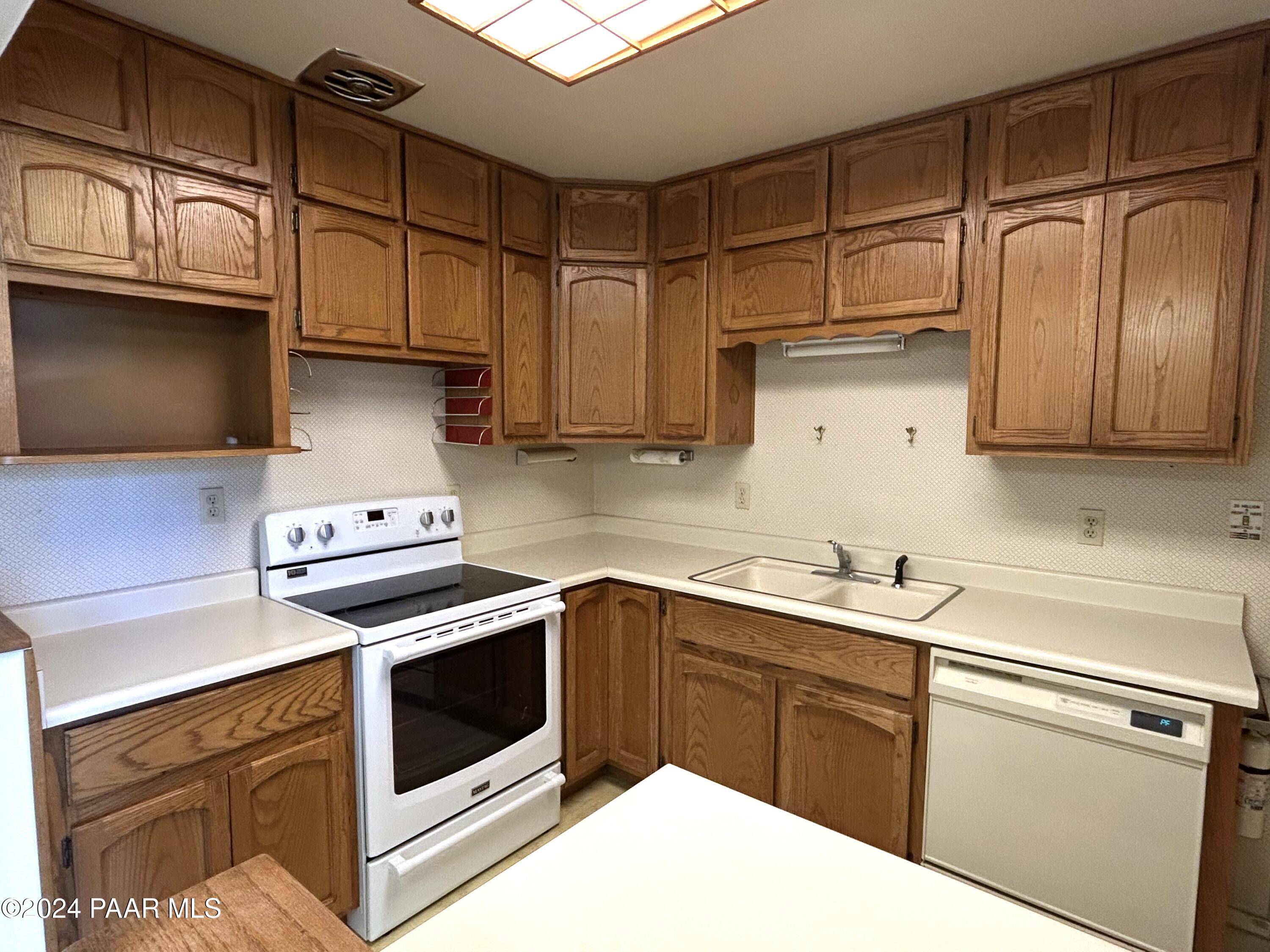 1716 Meadowbrook Road