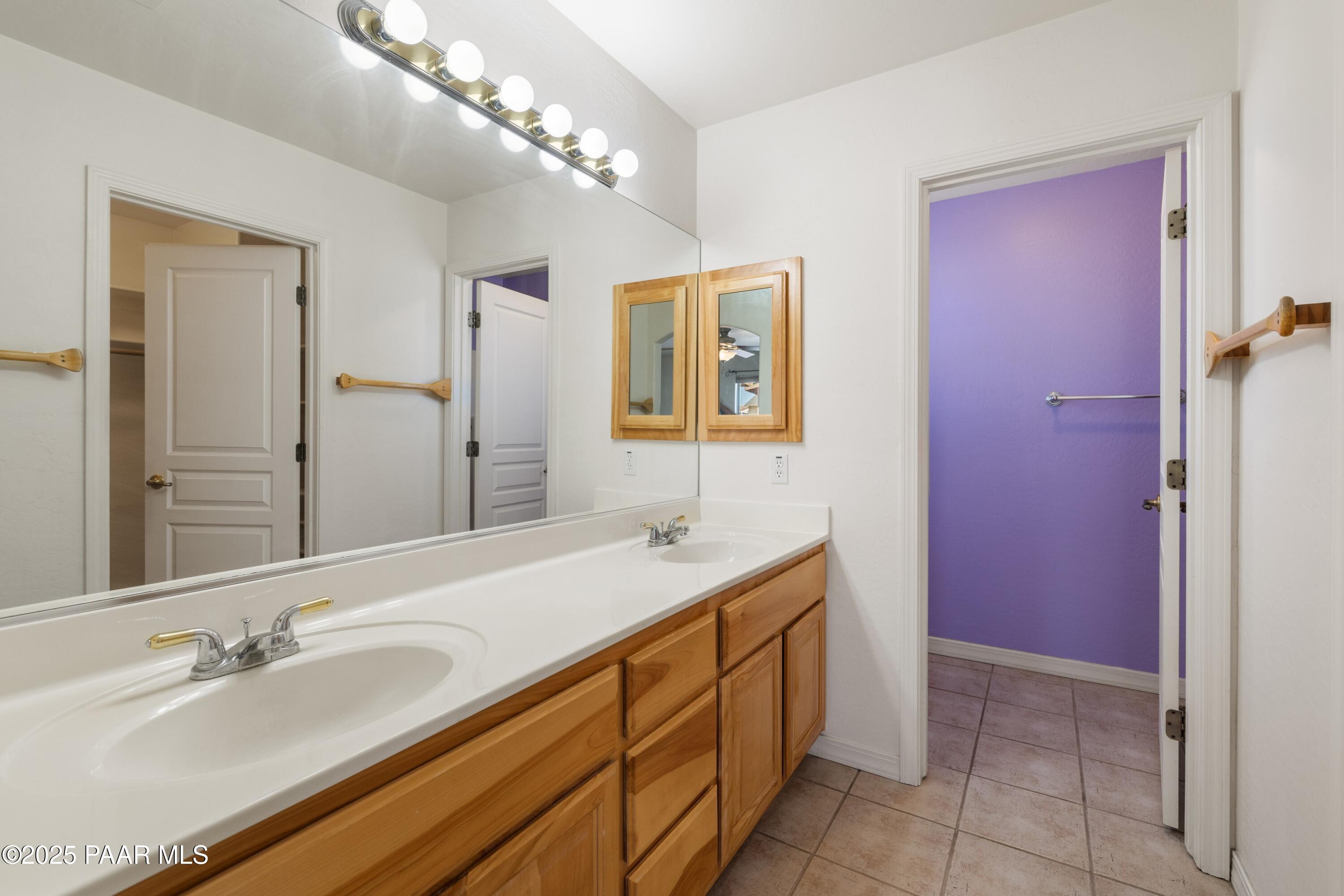 2600 W Gambels Ridge Drive