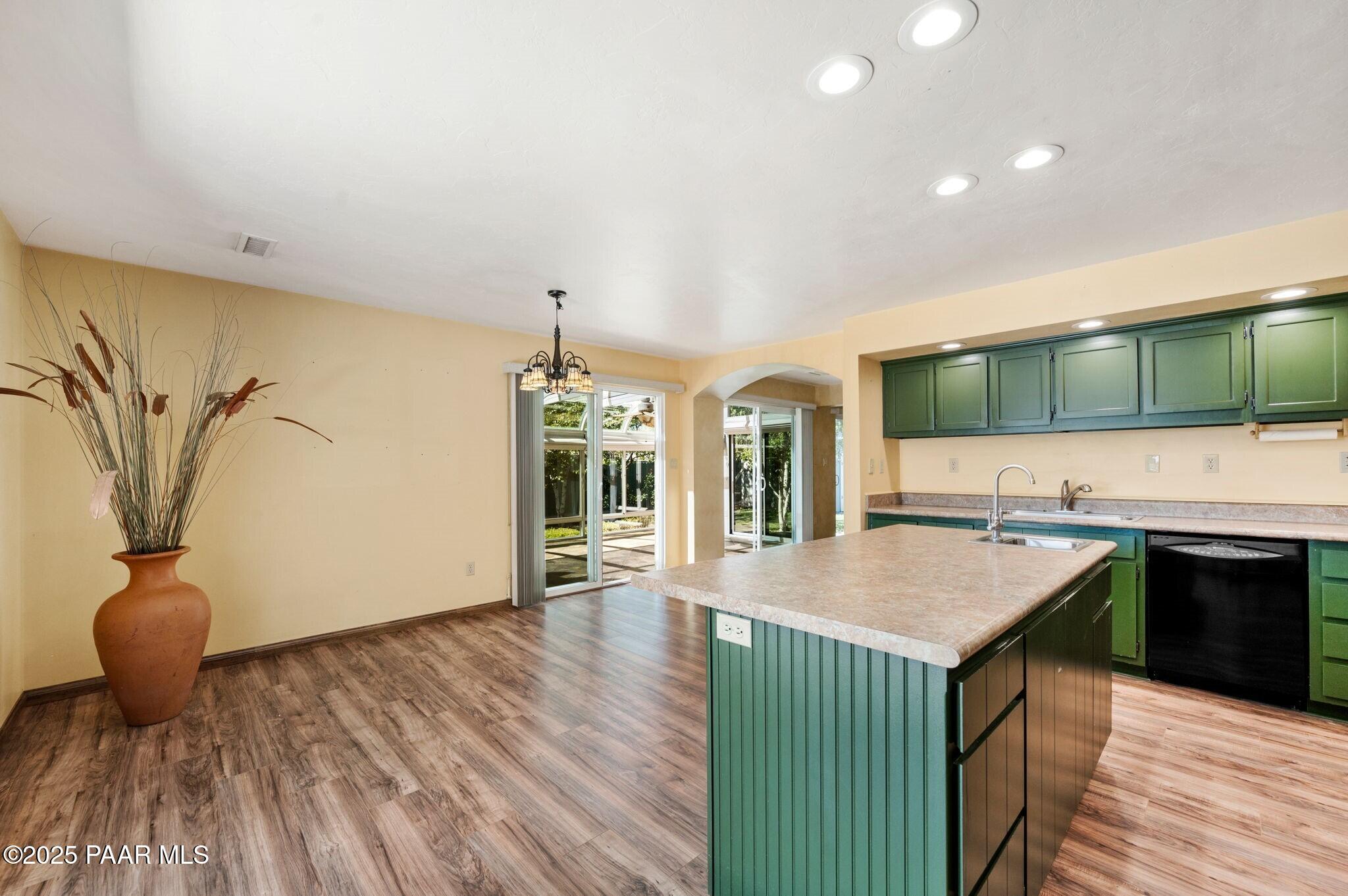 9101 E Bighorn Drive