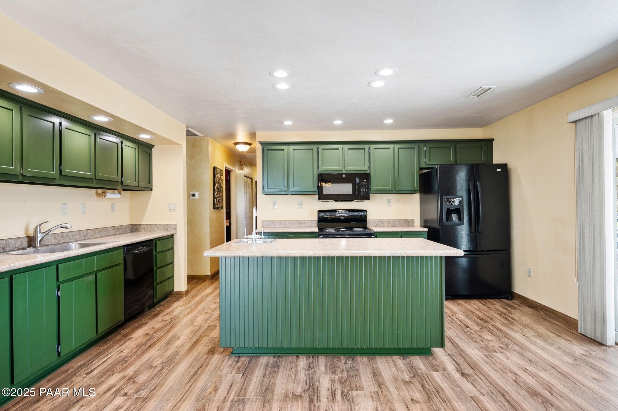 9101 E Bighorn Drive