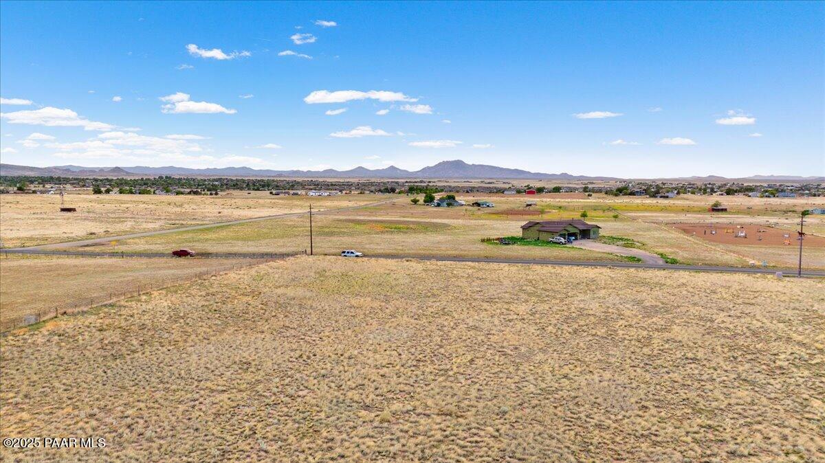 8855 N Coyote Springs