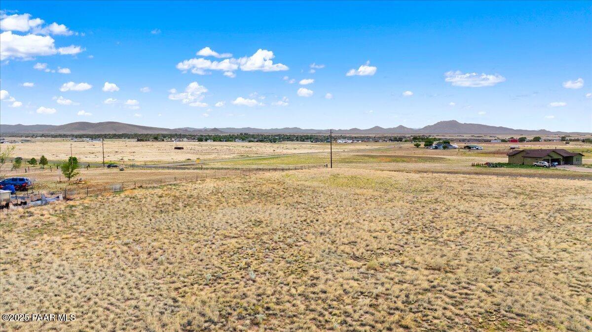 8855 N Coyote Springs