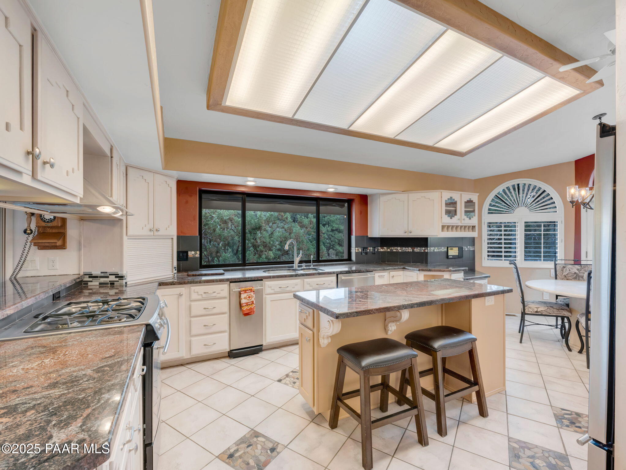 3160 Rainbow Ridge Drive