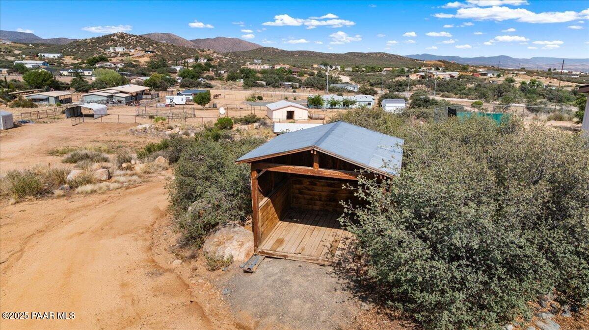 325 N Old Coach Trail