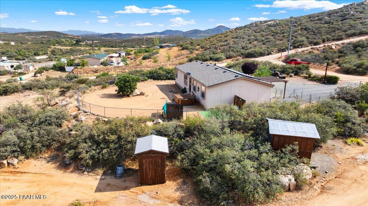 325 N Old Coach Trail