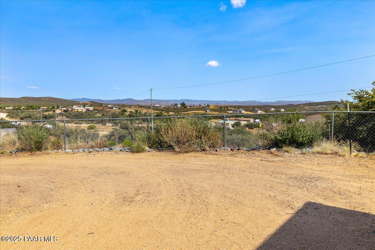 325 N Old Coach Trail