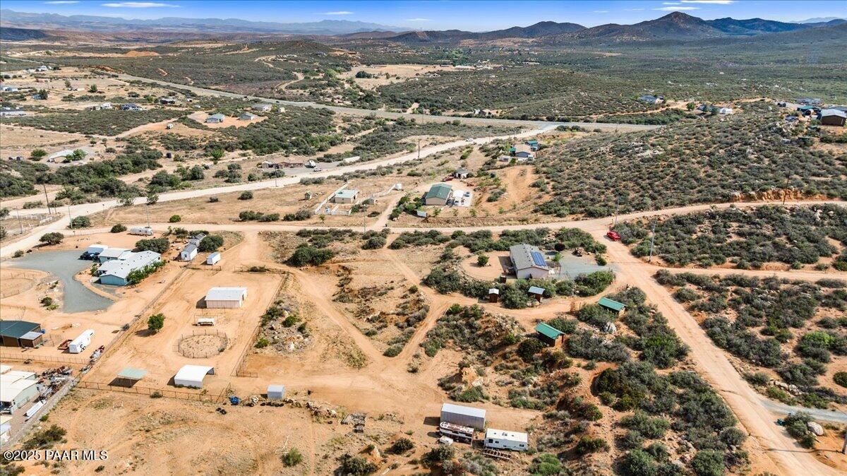 325 N Old Coach Trail