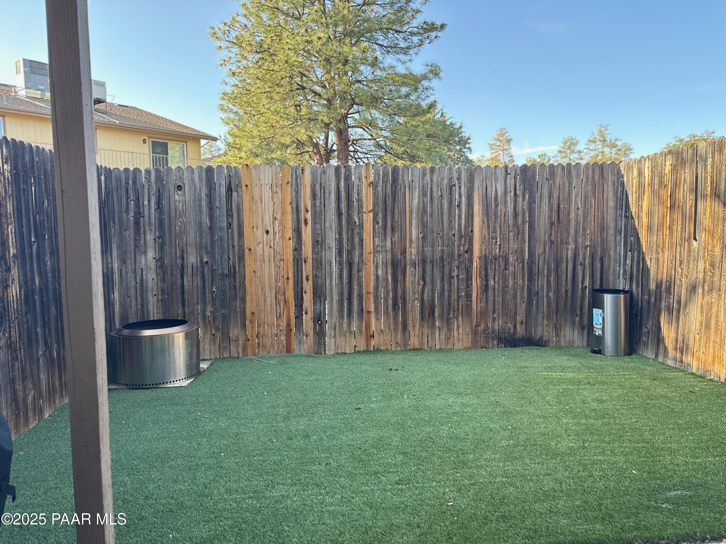 1639 Canada Crescent