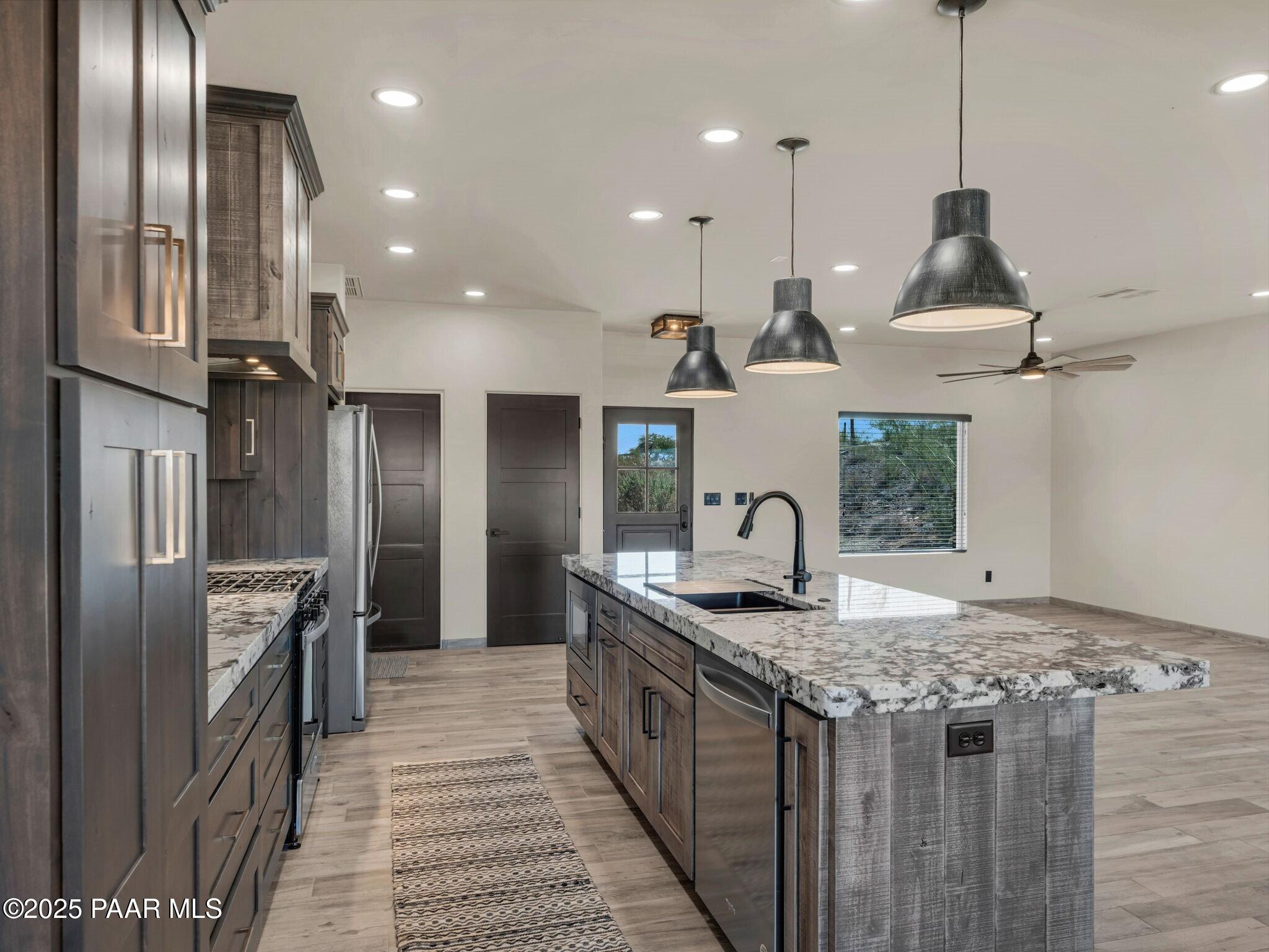 44635 N San Domingo Peak Trail