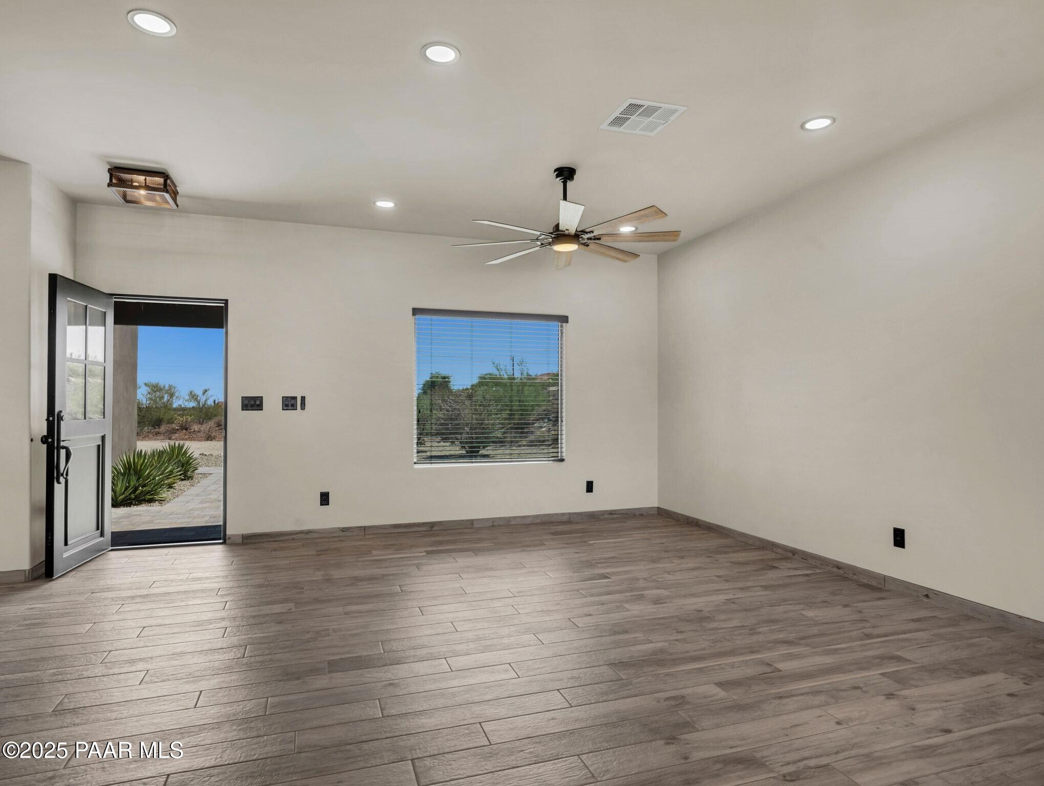 44635 N San Domingo Peak Trail