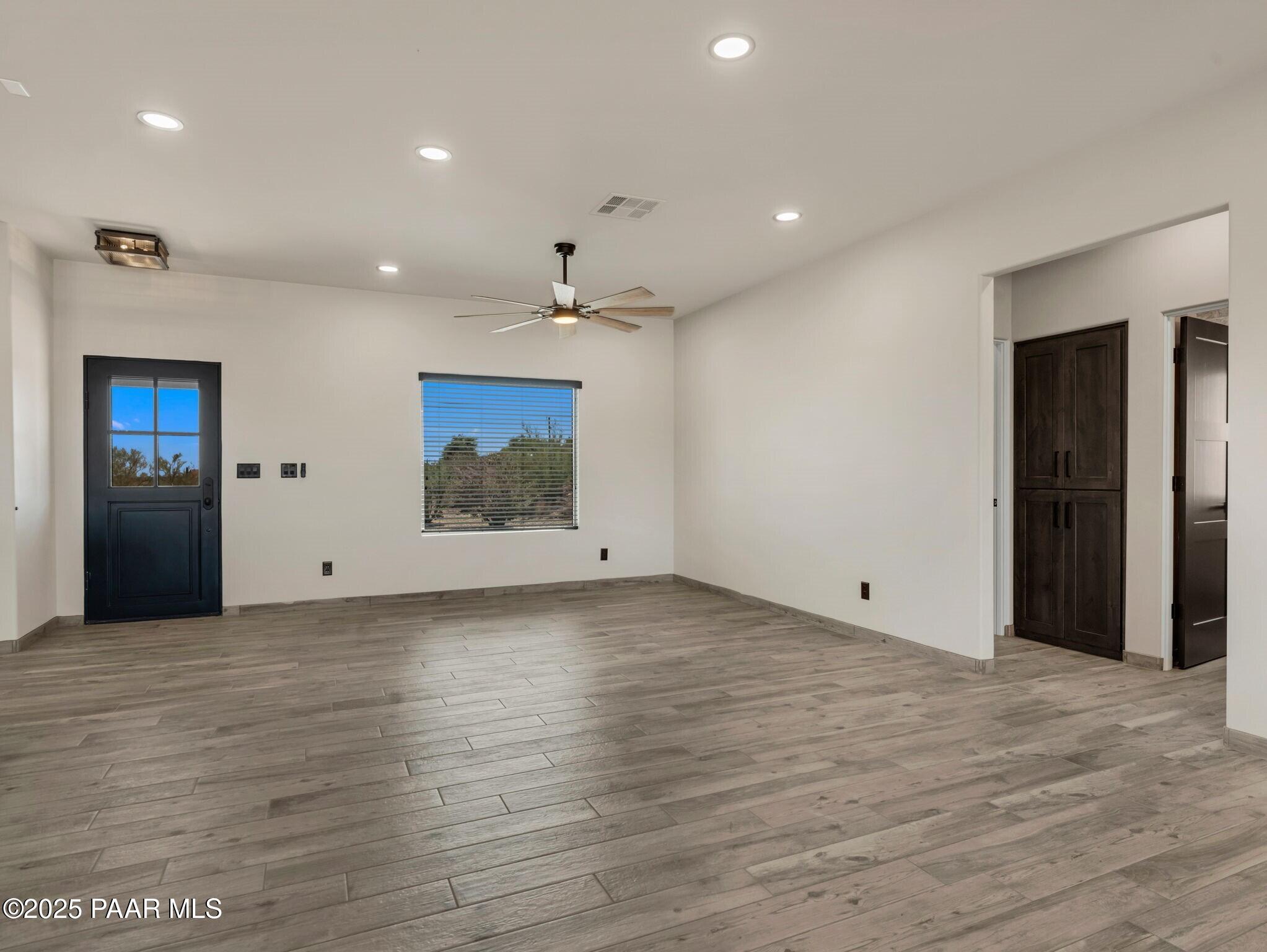 44635 N San Domingo Peak Trail