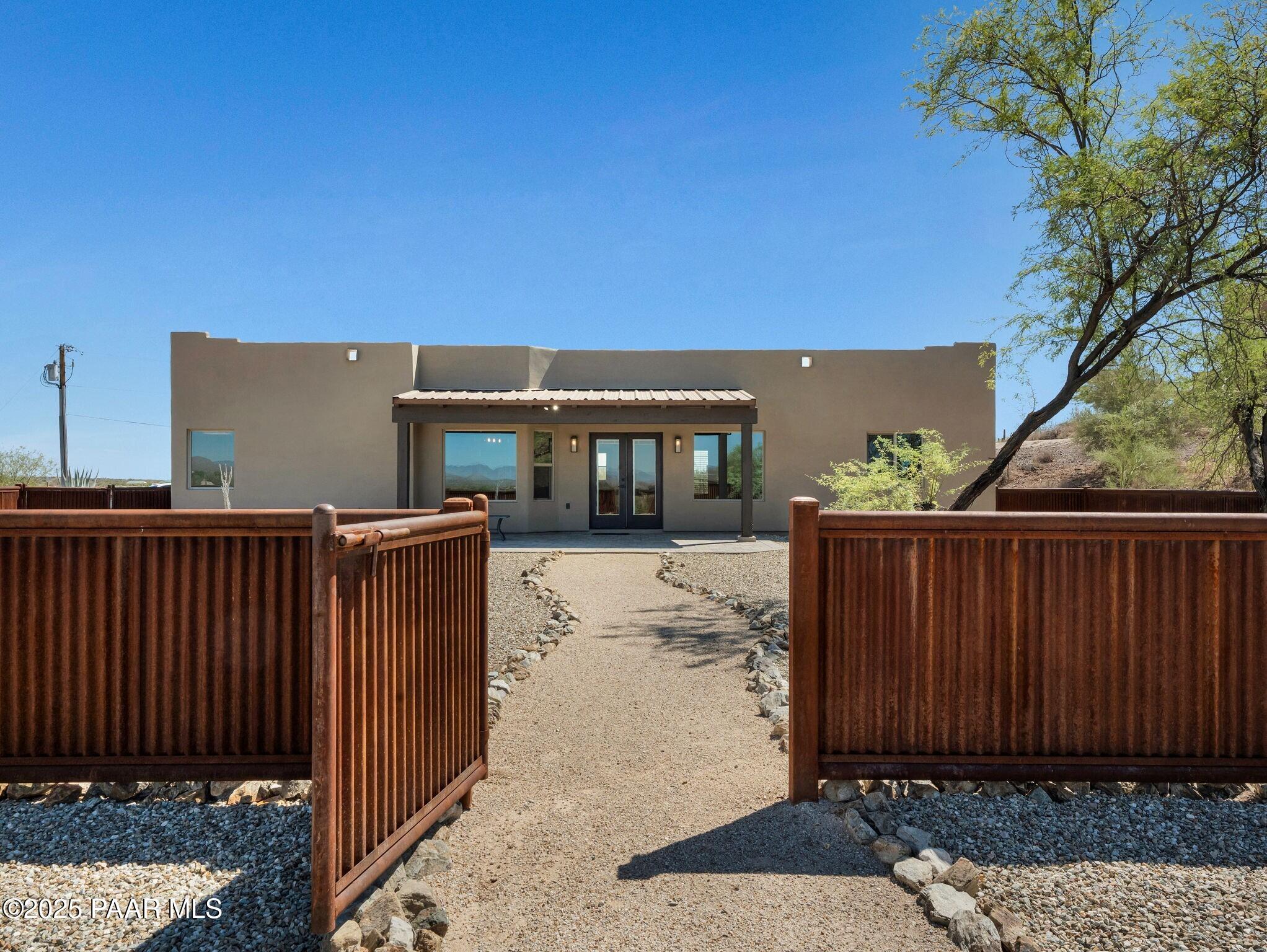 44635 N San Domingo Peak Trail