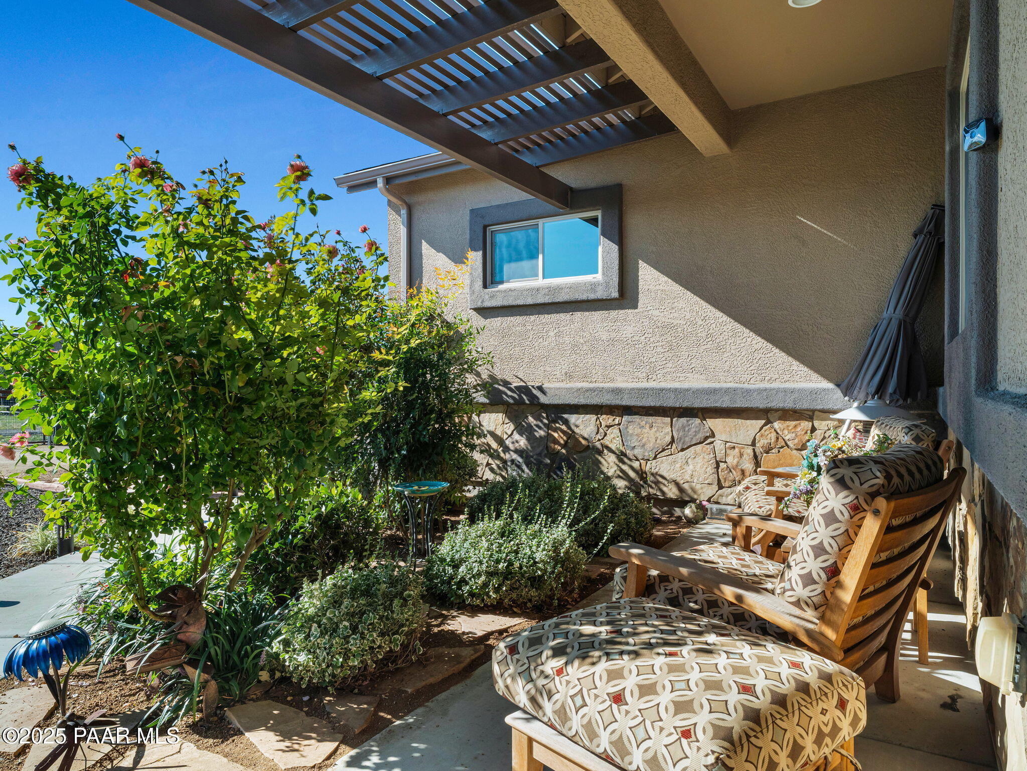 8833 N Grass Valley Lane