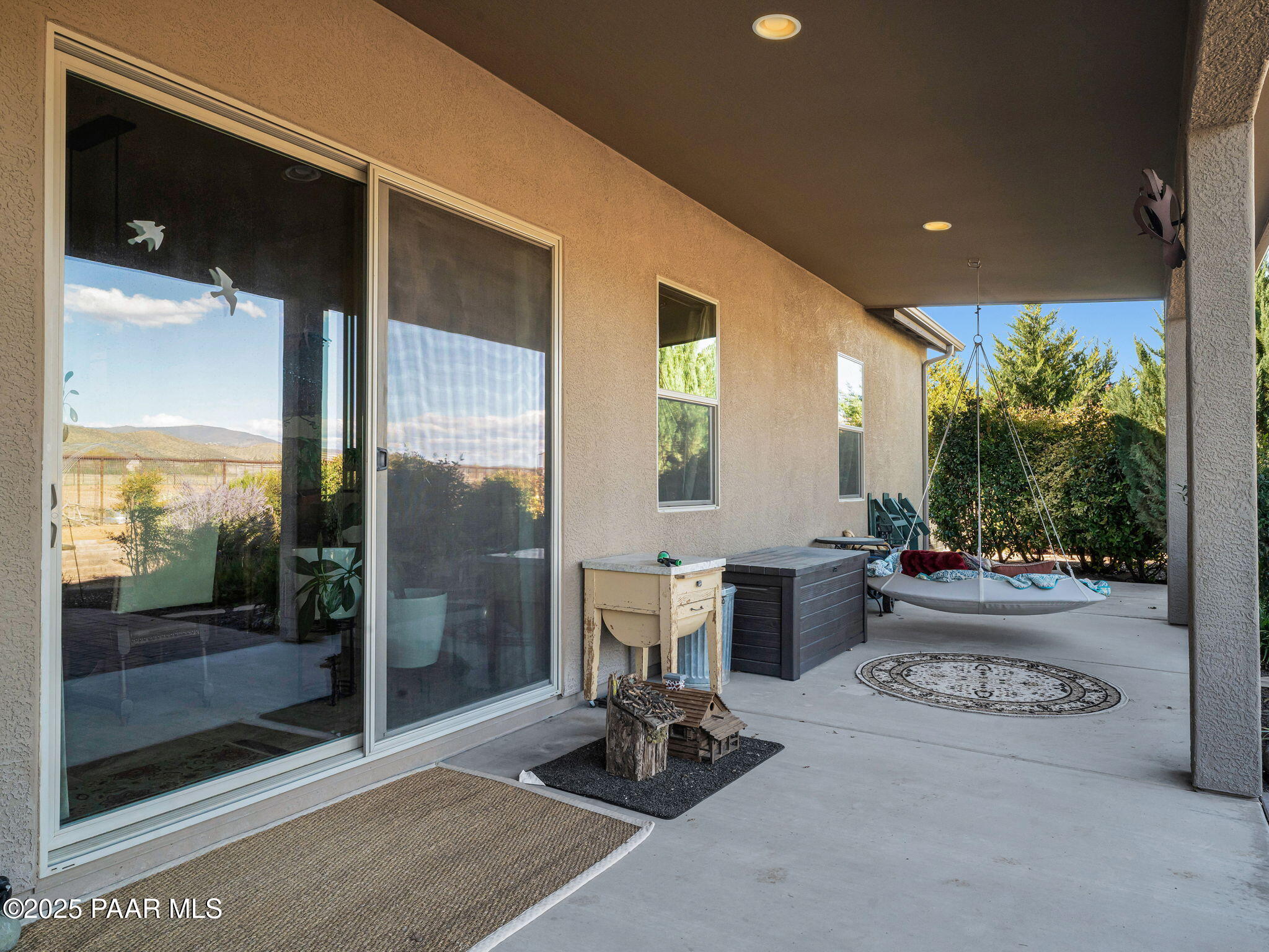 8833 N Grass Valley Lane