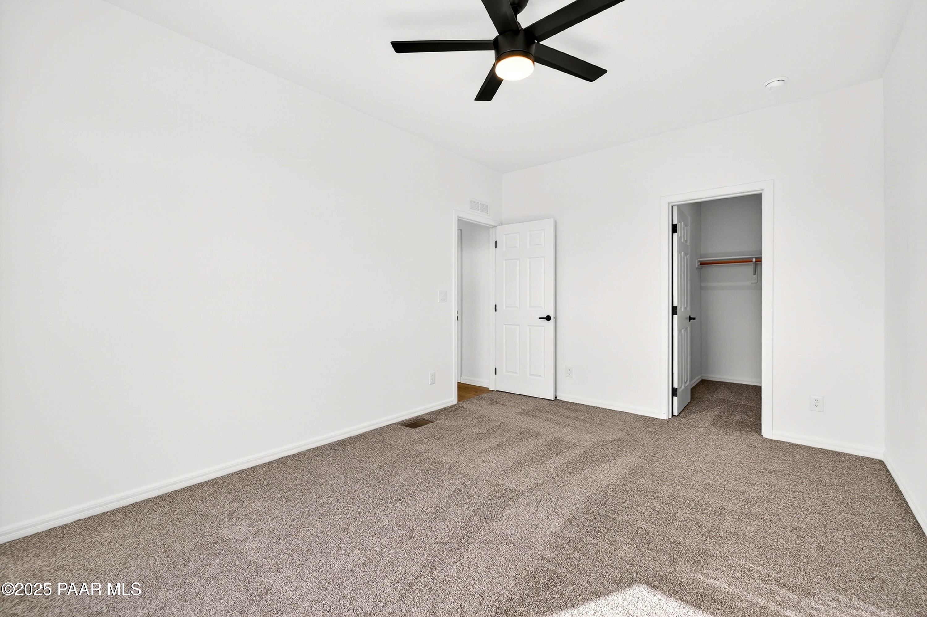 4579 W Iron Horse Trail