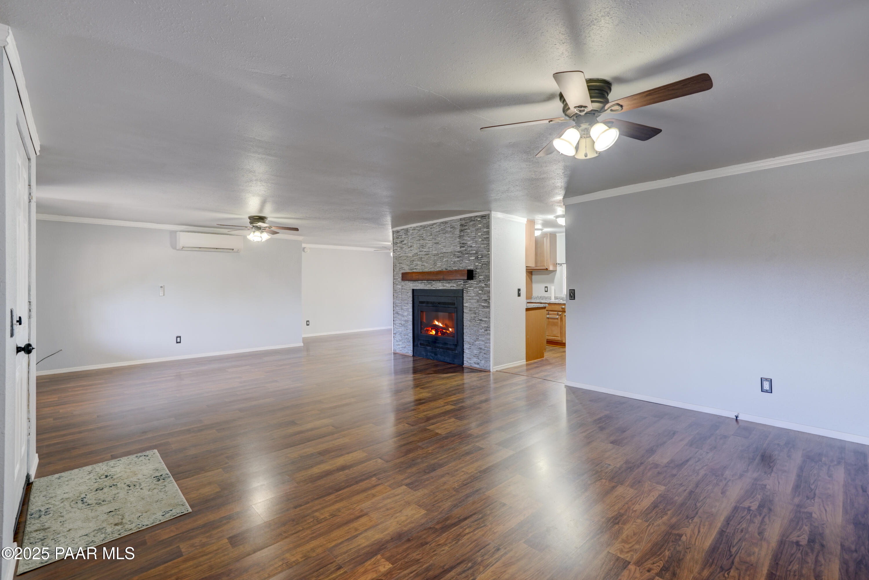820 Oak Terrace Drive
