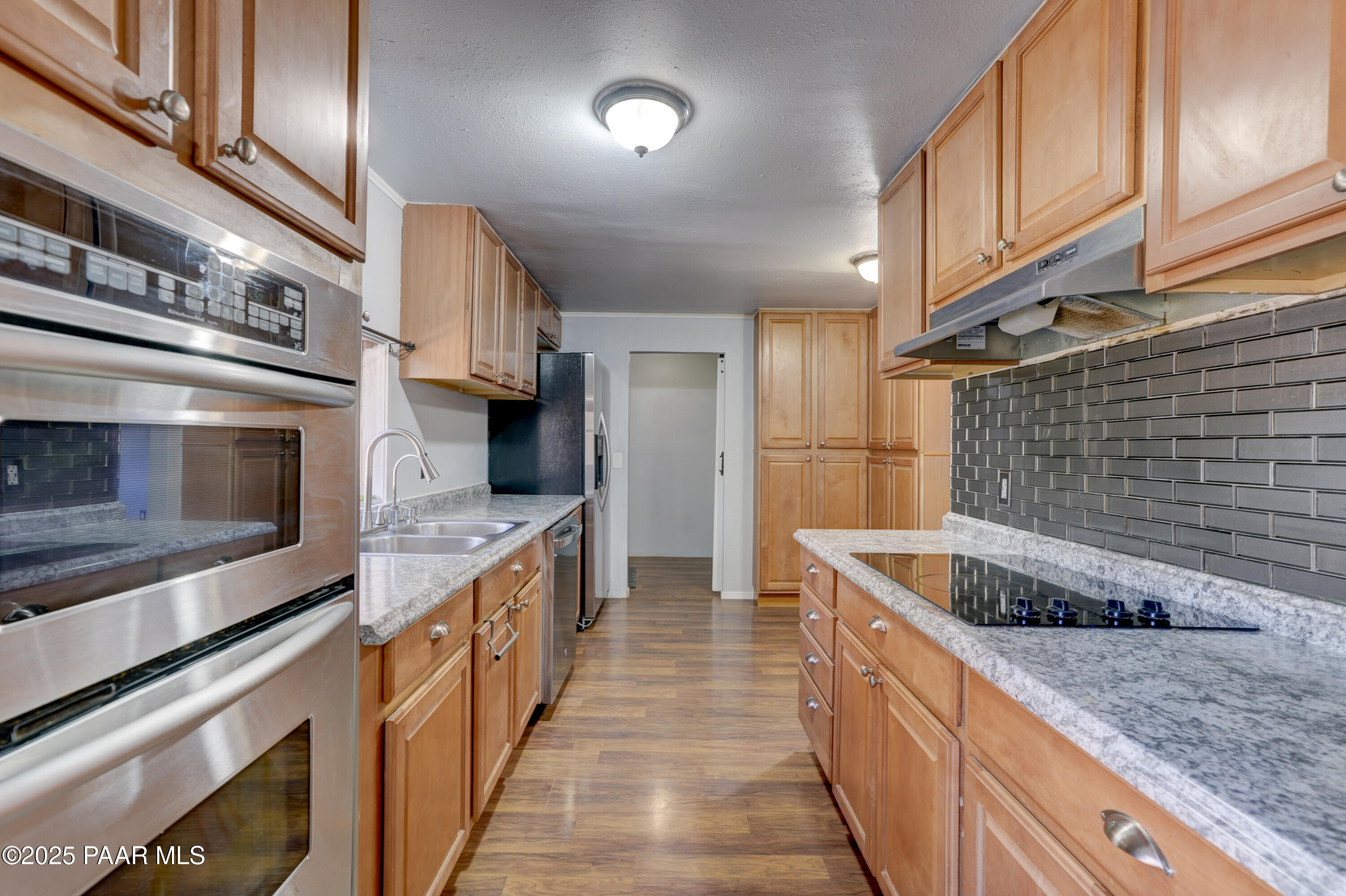 820 Oak Terrace Drive