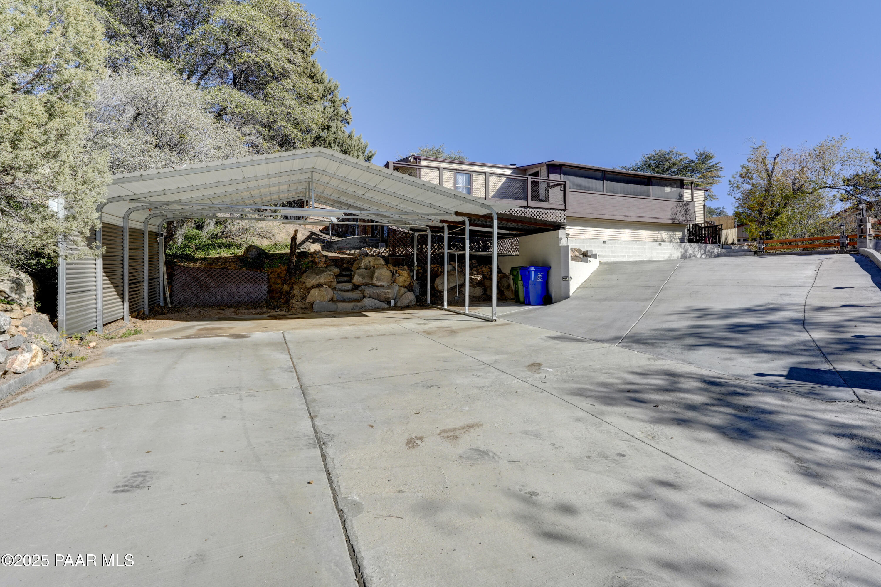 820 Oak Terrace Drive