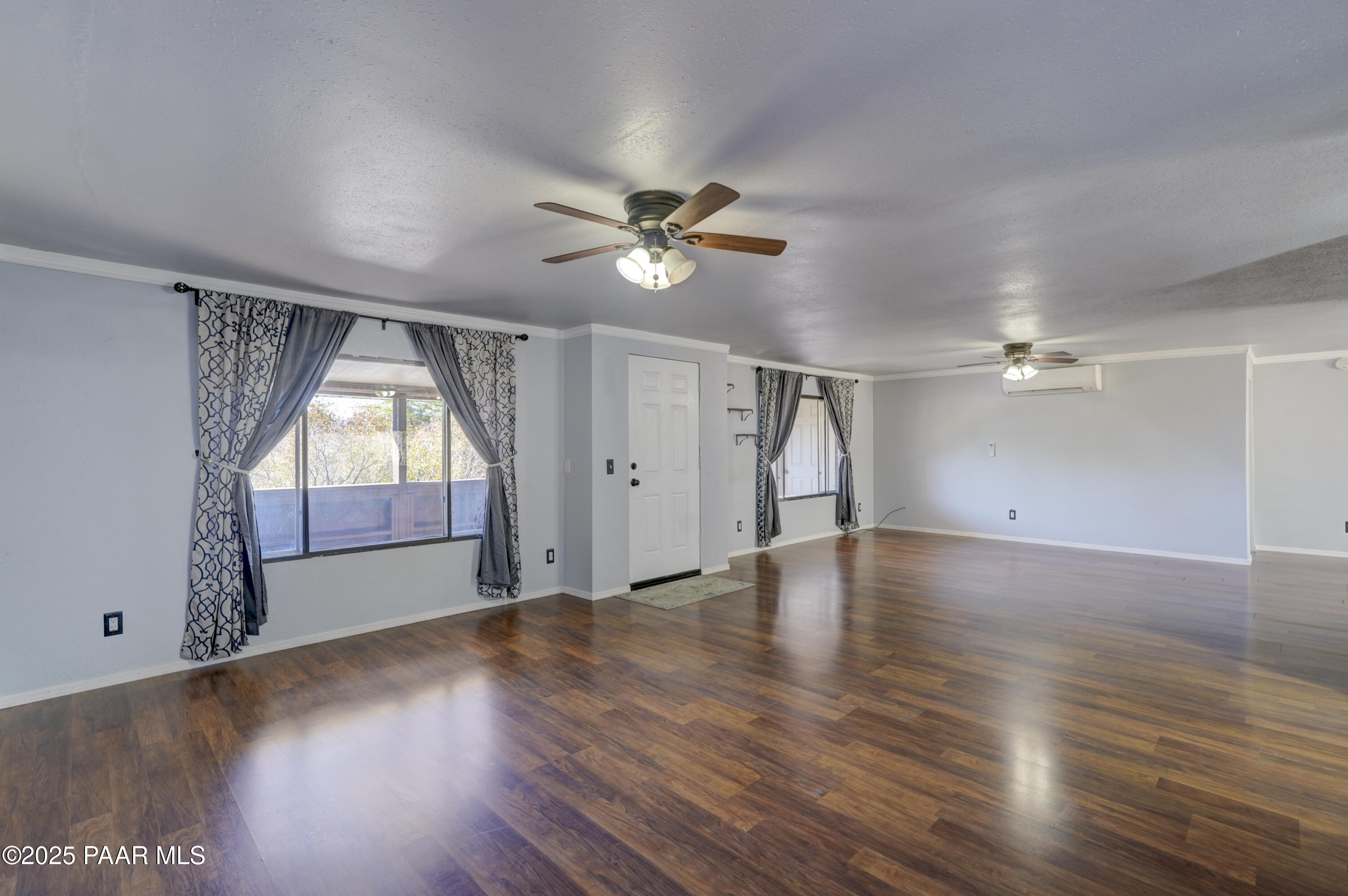 820 Oak Terrace Drive