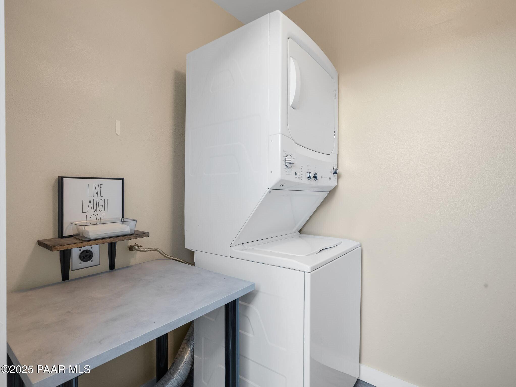 352 Rim Rock Circle Unit: 2