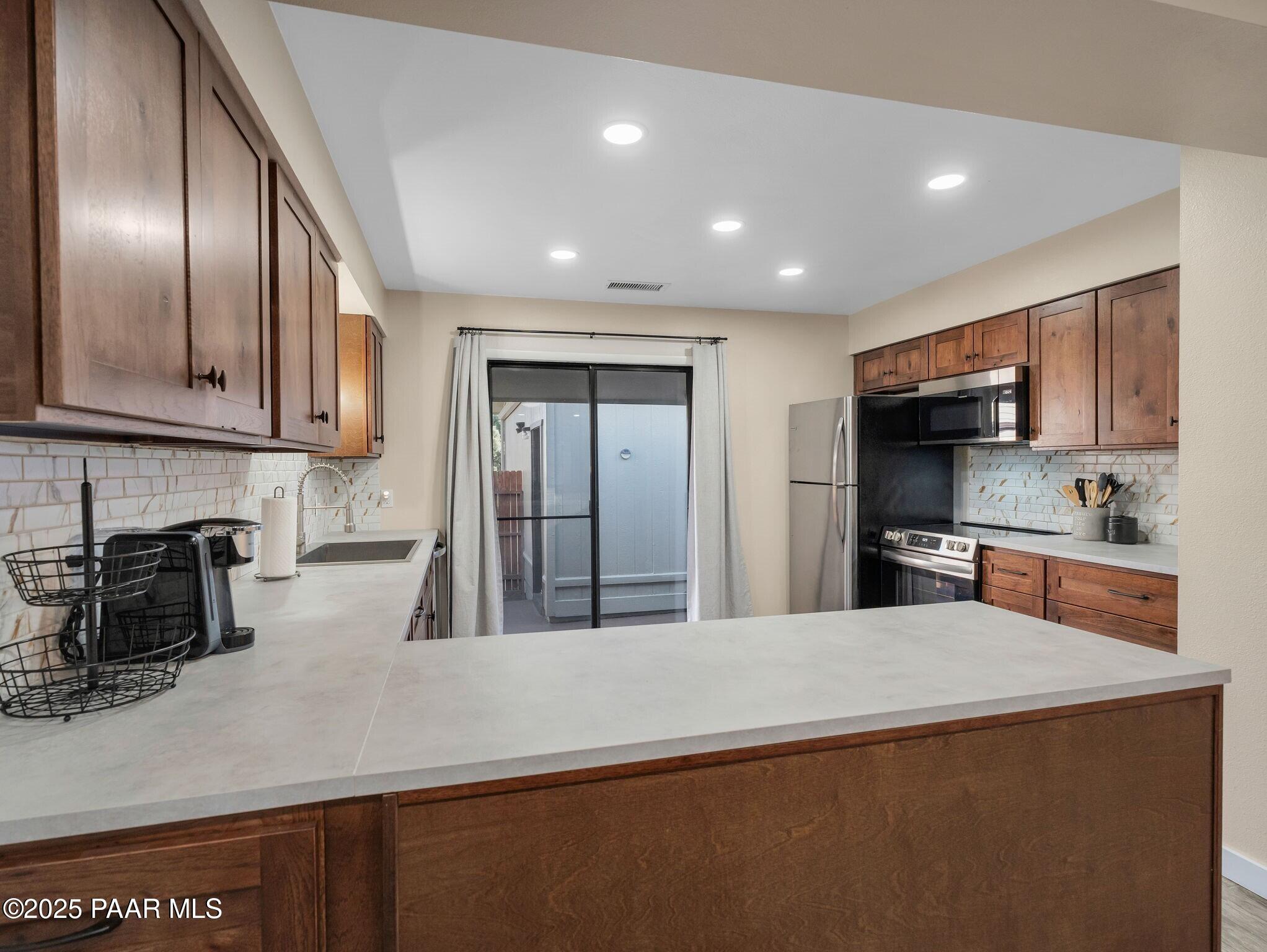 352 Rim Rock Circle Unit: 2