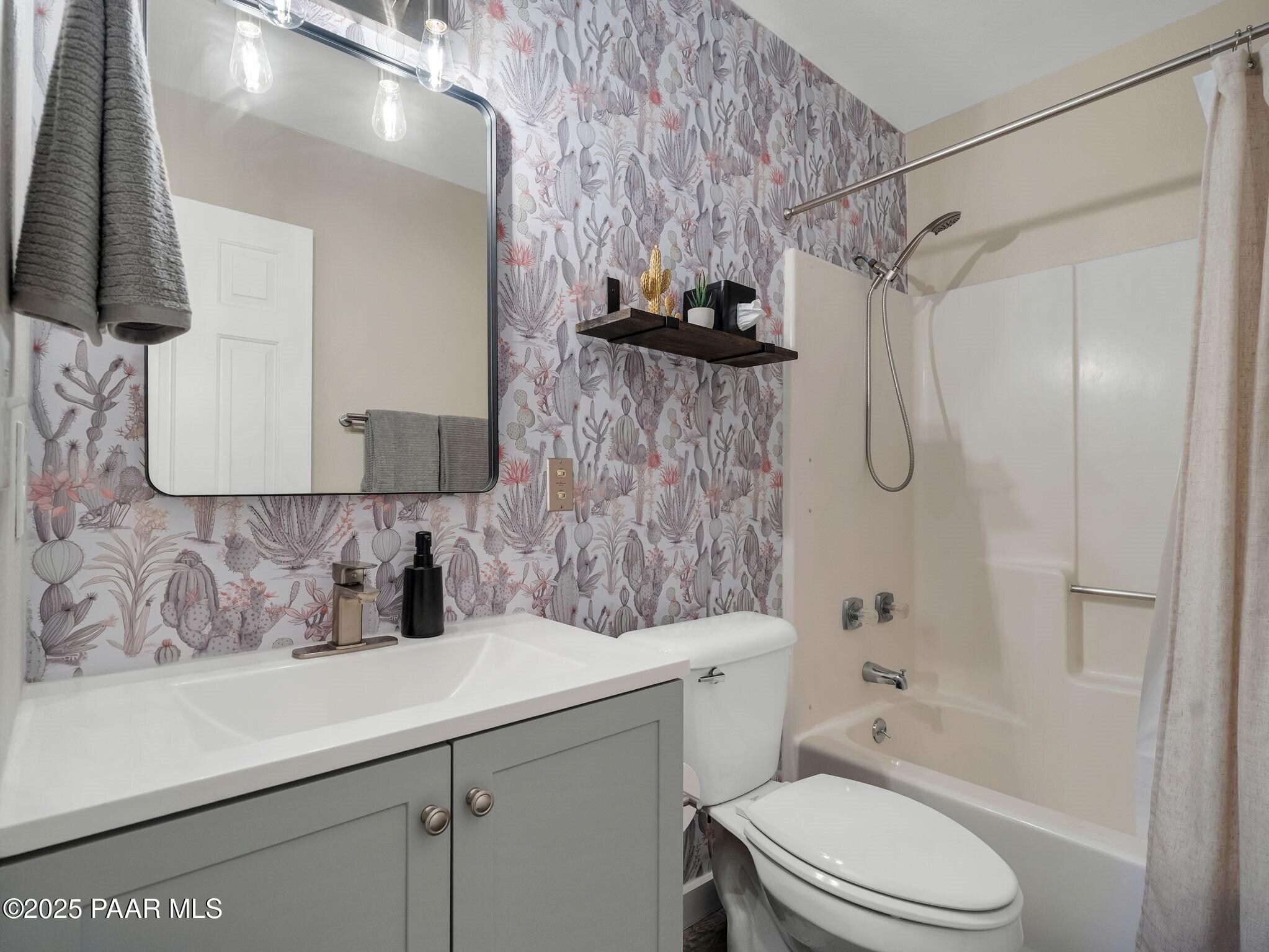 352 Rim Rock Circle Unit: 2