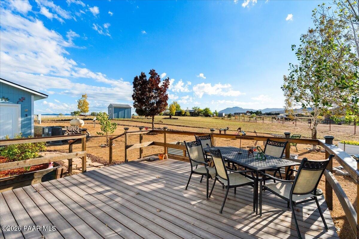 570 S Mustang Valley Drive