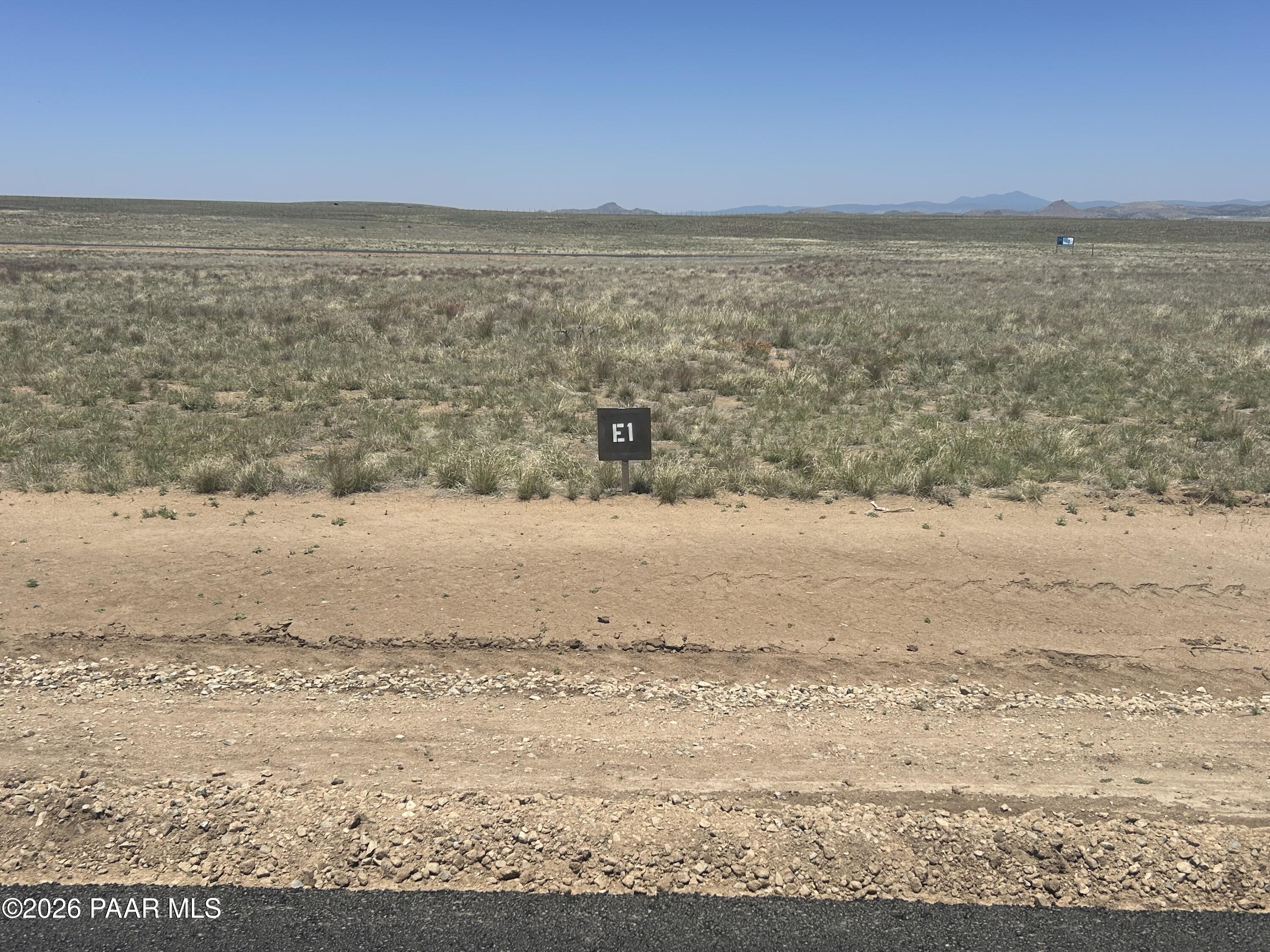 42 E-1 Smoked Oak Circle