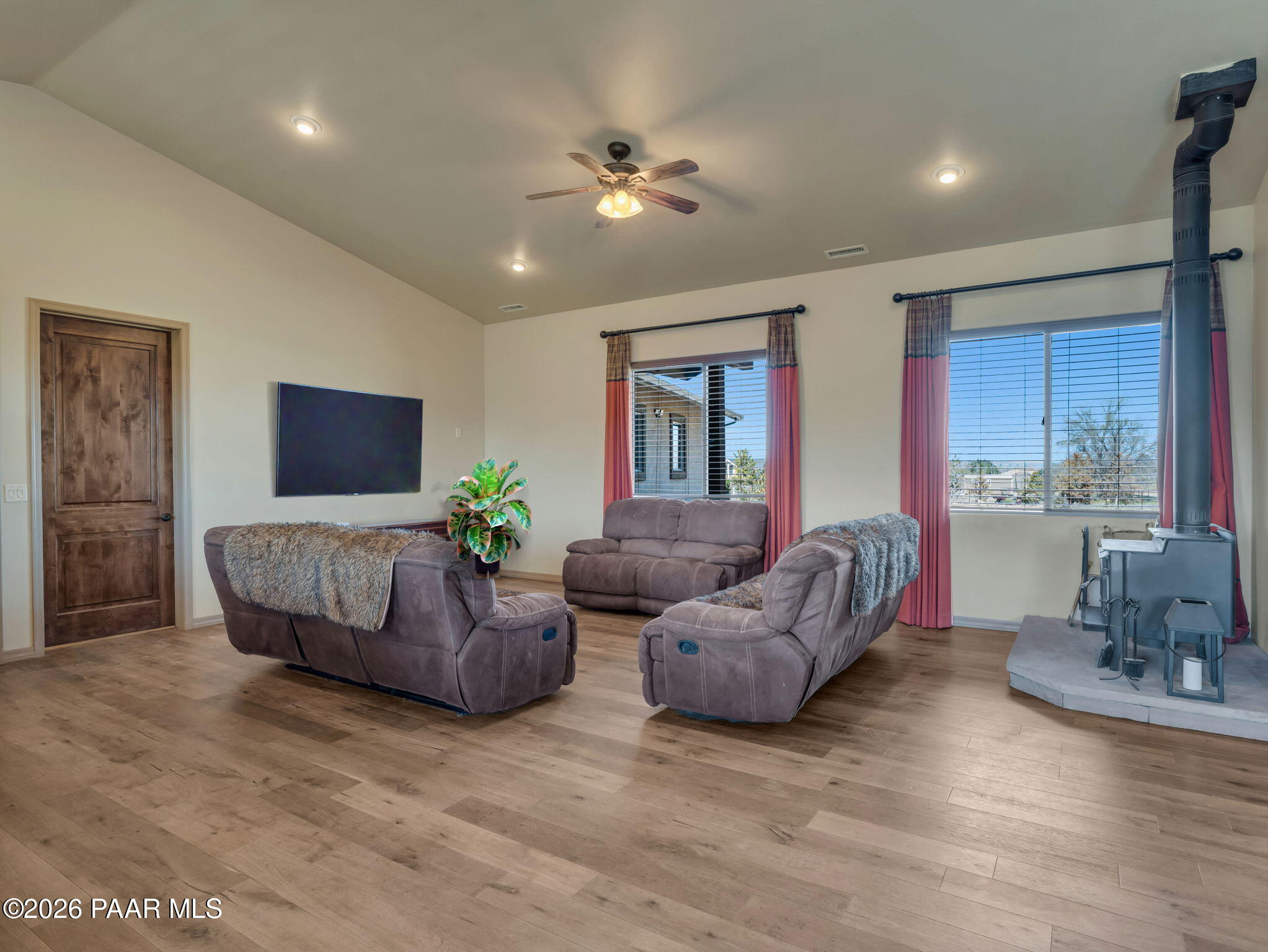 2275 W Canta Libre Road