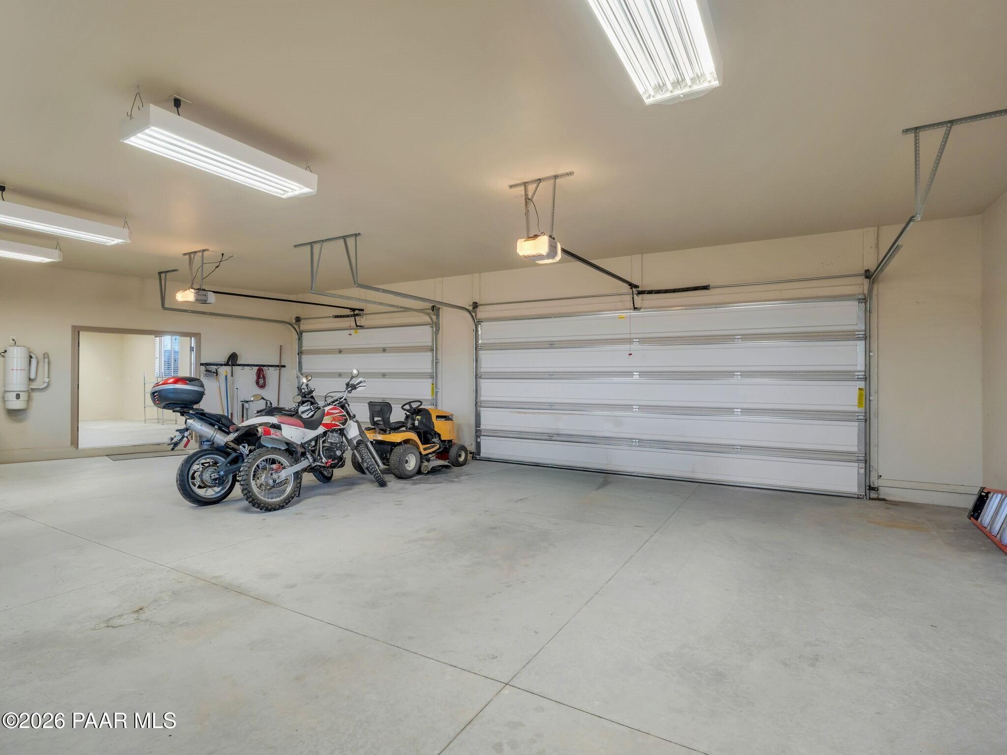 2275 W Canta Libre Road