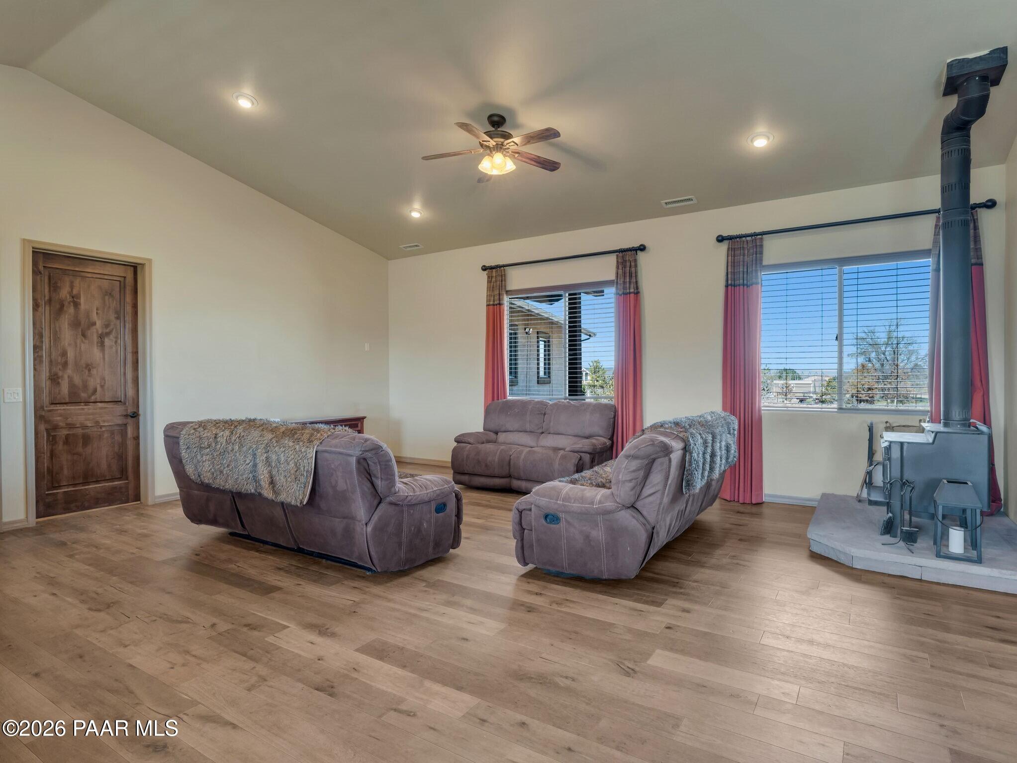 2275 W Canta Libre Road