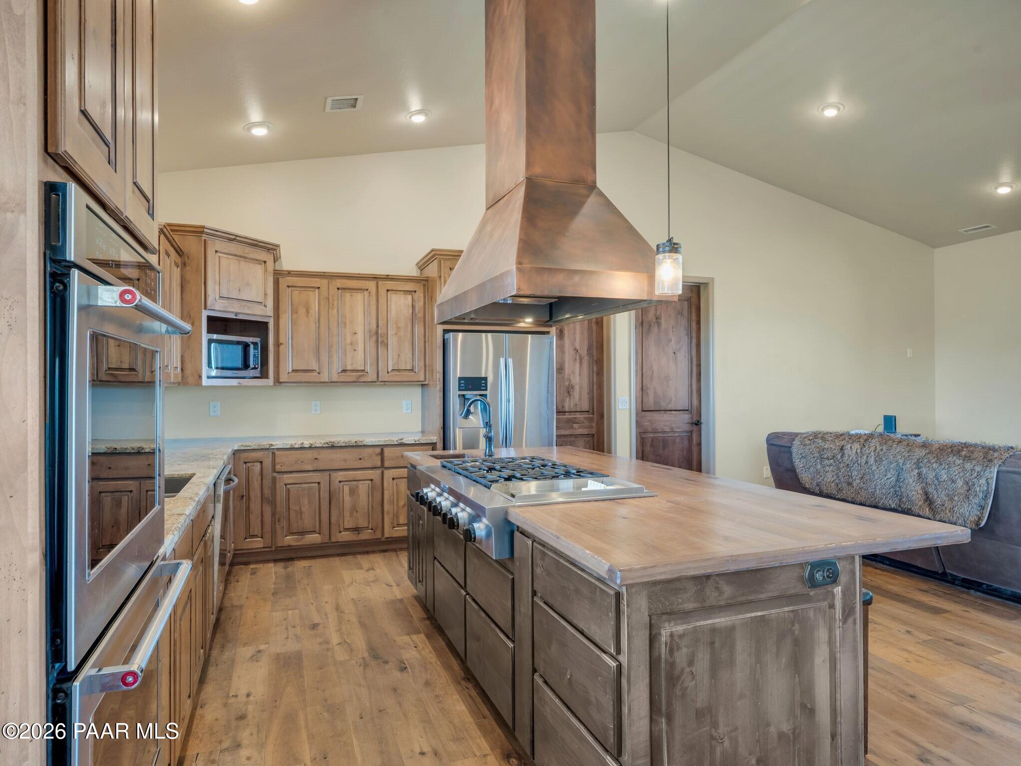 2275 W Canta Libre Road