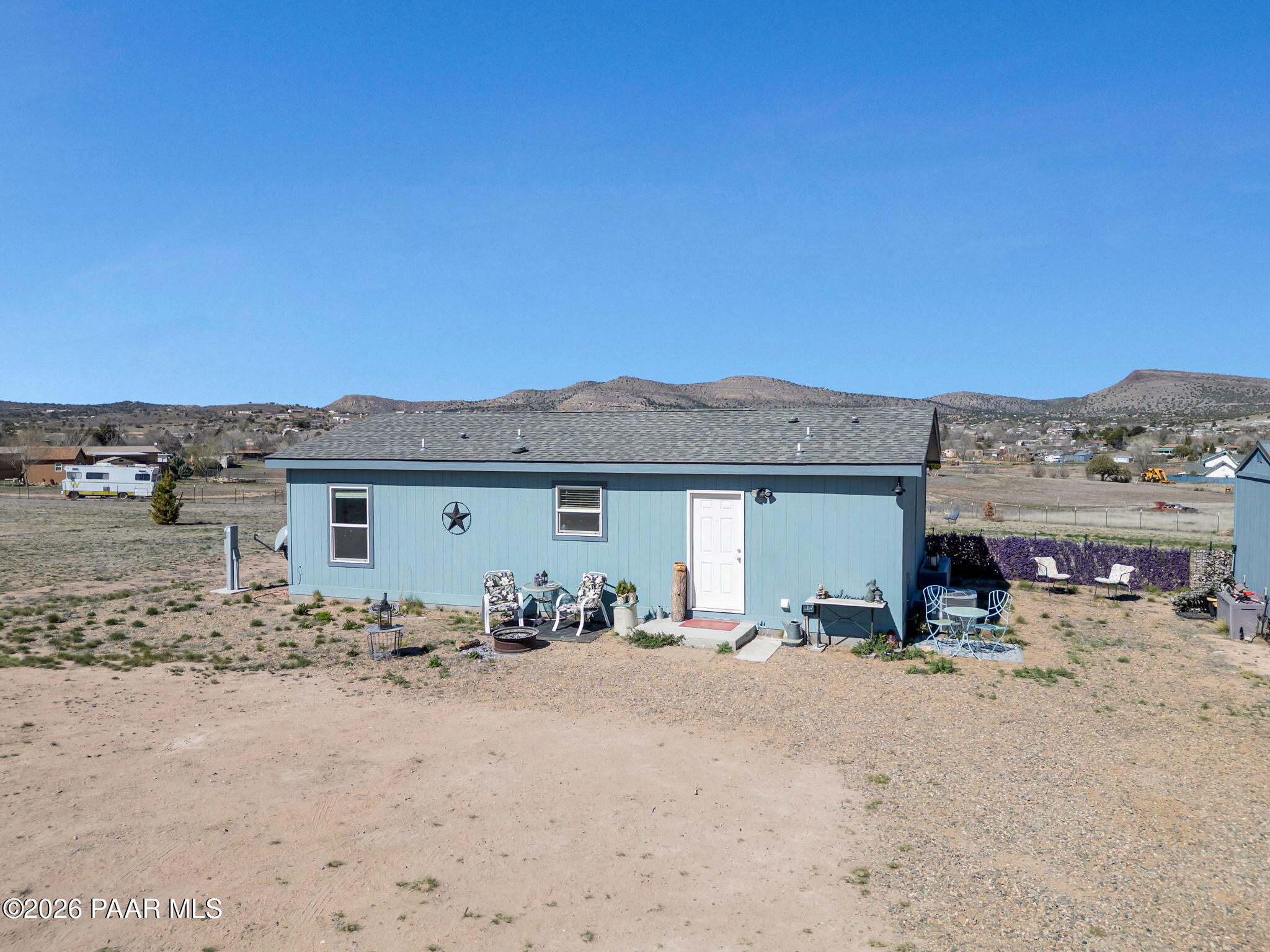 2868 W Road 3 N