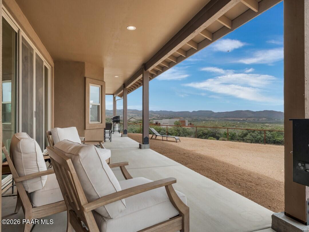 15935 E Lone Fox Trail